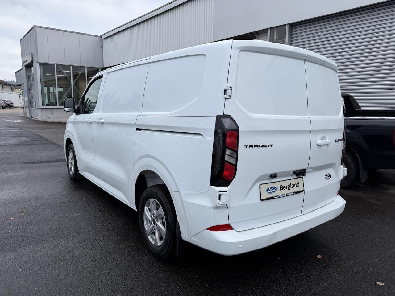 FORD Kasten Multicab 320 L1 136PS Automatik FORD Kasten Multicab 320 L1 136PS Automatik