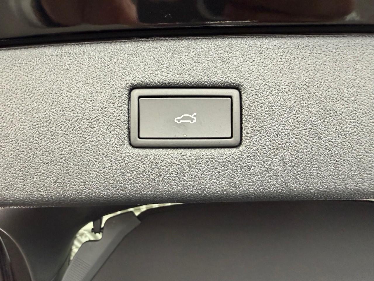 FORD RWD Extended Range *Wärmepumpe* FORD RWD Extended Range *Wärmepumpe*