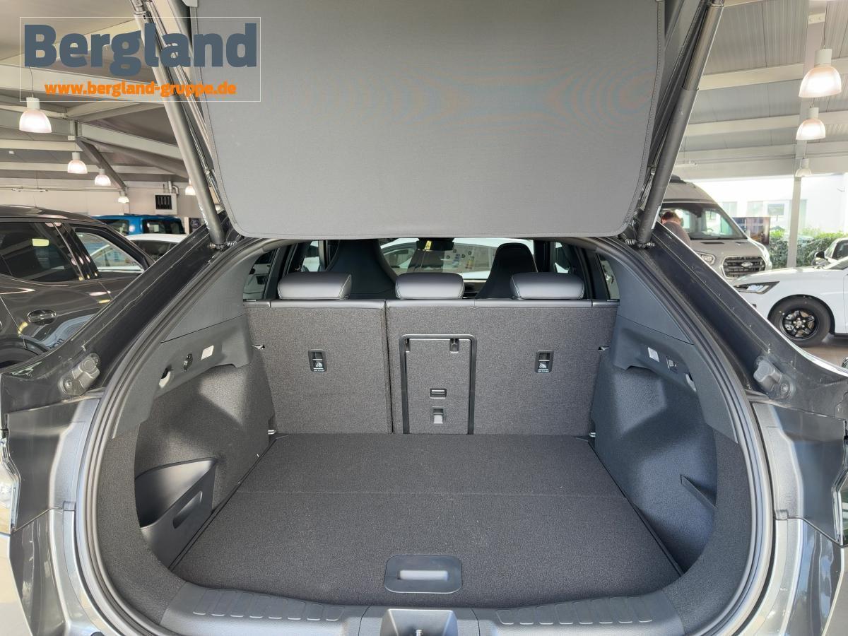 FORD 286 PS 77 kWh RWD FORD 286 PS 77 kWh RWD