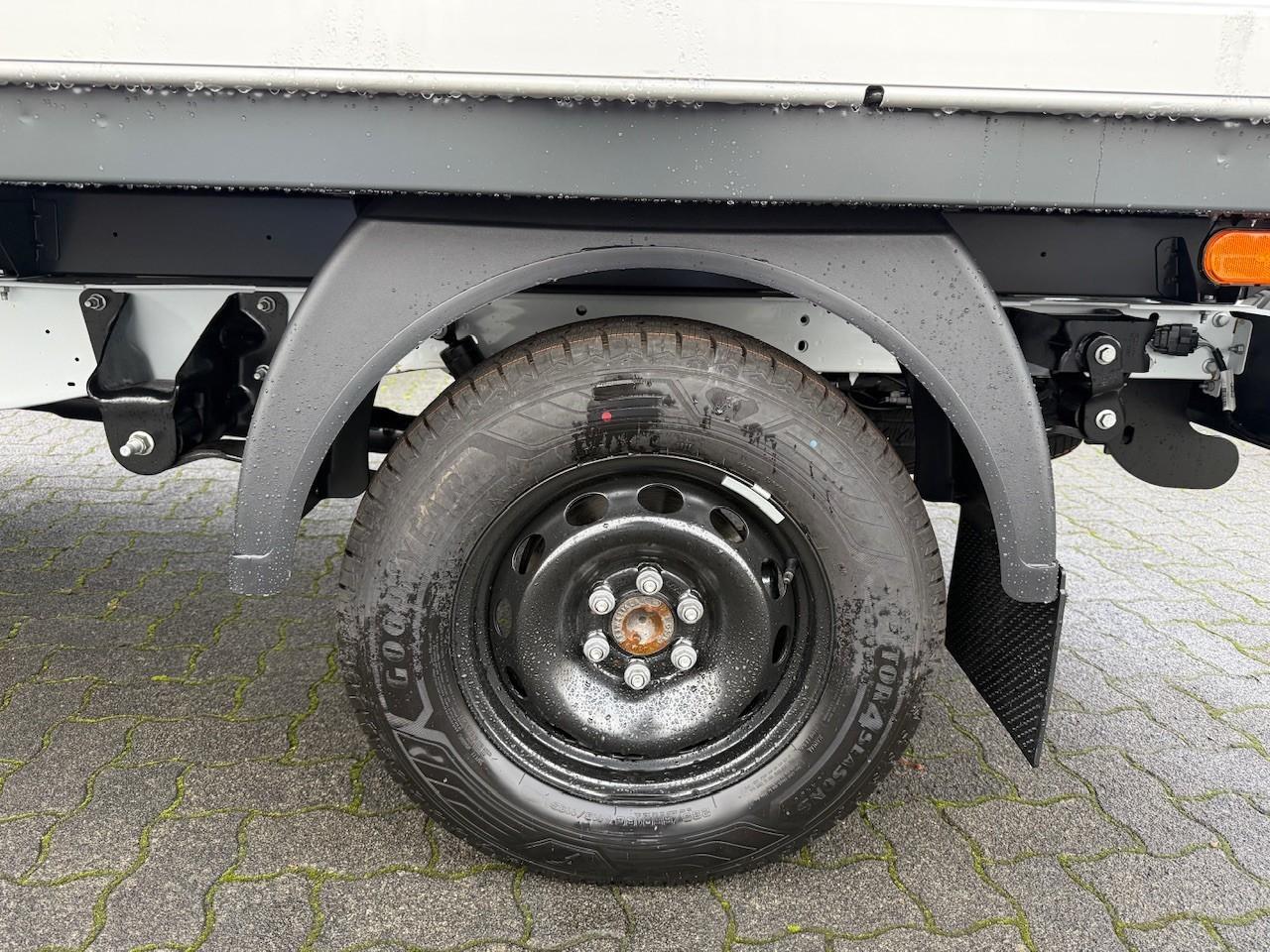 FORD DoKa Pritsche TREND 350L3 *AHK *GJR FORD DoKa Pritsche TREND 350L3 *AHK *GJR