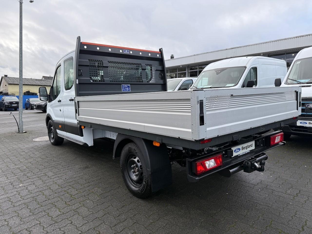 FORD DoKa Pritsche TREND 350L3 *AHK *GJR FORD DoKa Pritsche TREND 350L3 *AHK *GJR