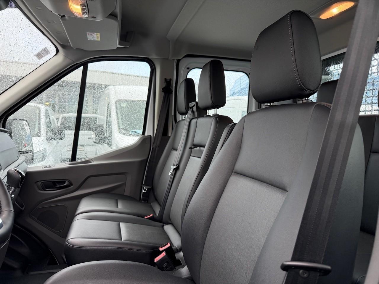 FORD DoKa Pritsche TREND 350L3 *AHK *GJR FORD DoKa Pritsche TREND 350L3 *AHK *GJR