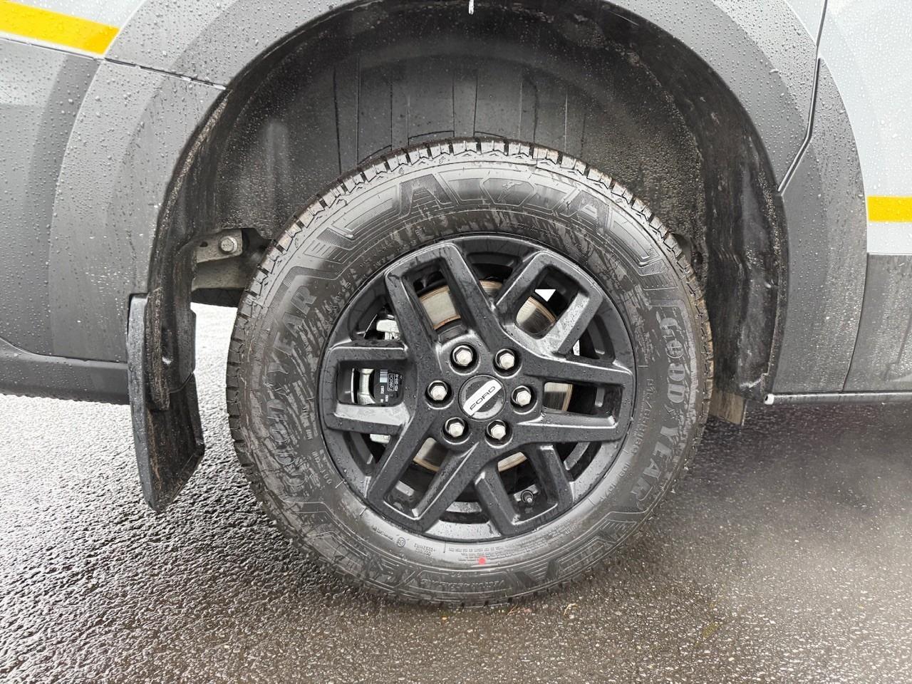 FORD TRAIL 320L1 170PS AWD Automatik Kastenwagen FORD TRAIL 320L1 170PS AWD Automatik Kastenwagen