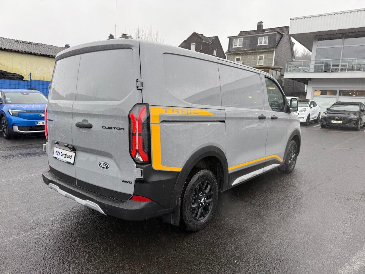 FORD TRAIL 320L1 170PS AWD Automatik Kastenwagen FORD TRAIL 320L1 170PS AWD Automatik Kastenwagen