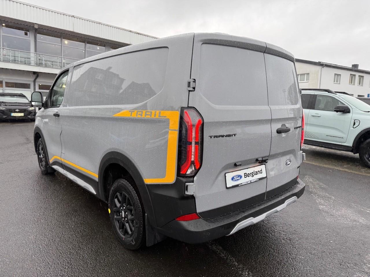 FORD TRAIL 320L1 170PS AWD Automatik Kastenwagen FORD TRAIL 320L1 170PS AWD Automatik Kastenwagen