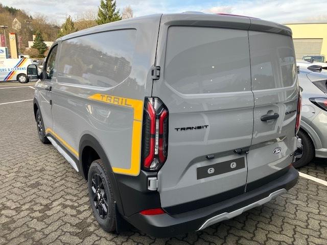 FORD 320L1 TRAIL 170PS A8 4WD FORD 320L1 TRAIL 170PS A8 4WD