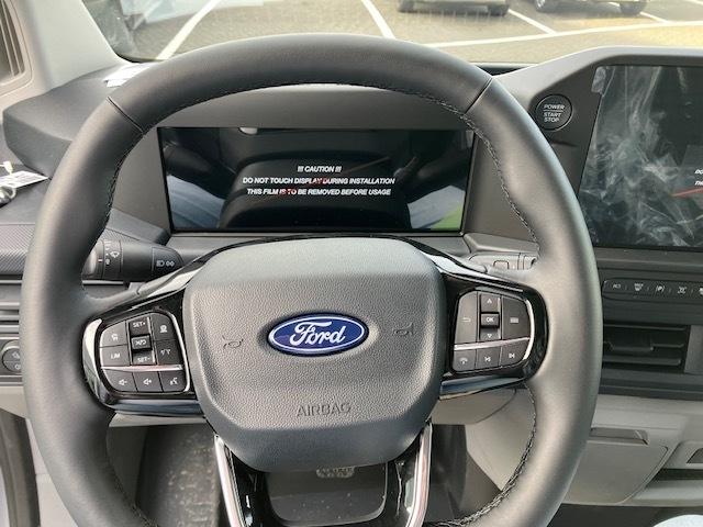 FORD 320L1 TRAIL 170PS A8 4WD FORD 320L1 TRAIL 170PS A8 4WD