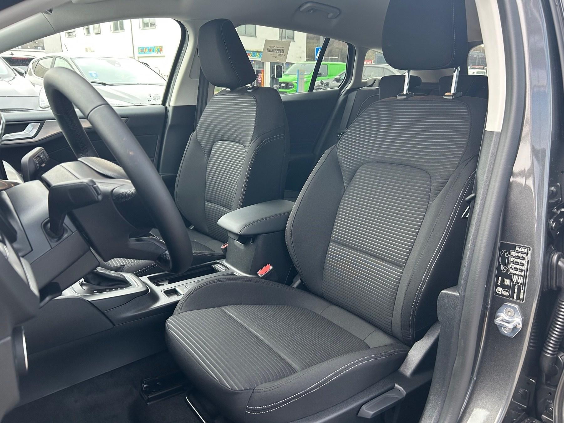 FORD TITANIUM EDITION *GJR *AHK FORD TITANIUM EDITION *GJR *AHK