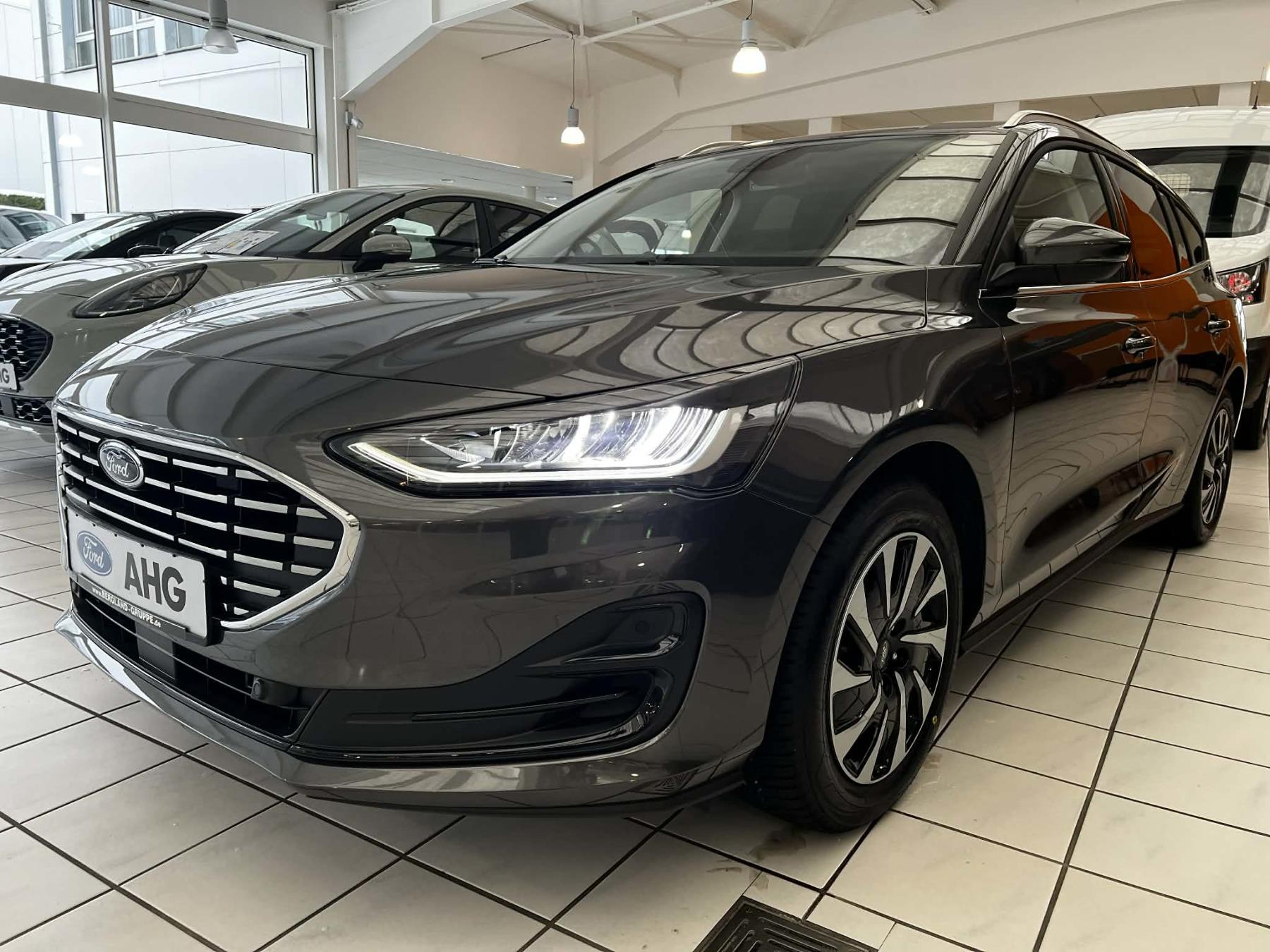 FORD Titanium Edition