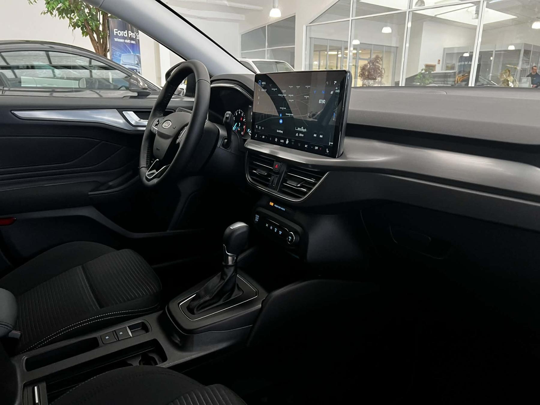 FORD Titanium Edition FORD Titanium Edition