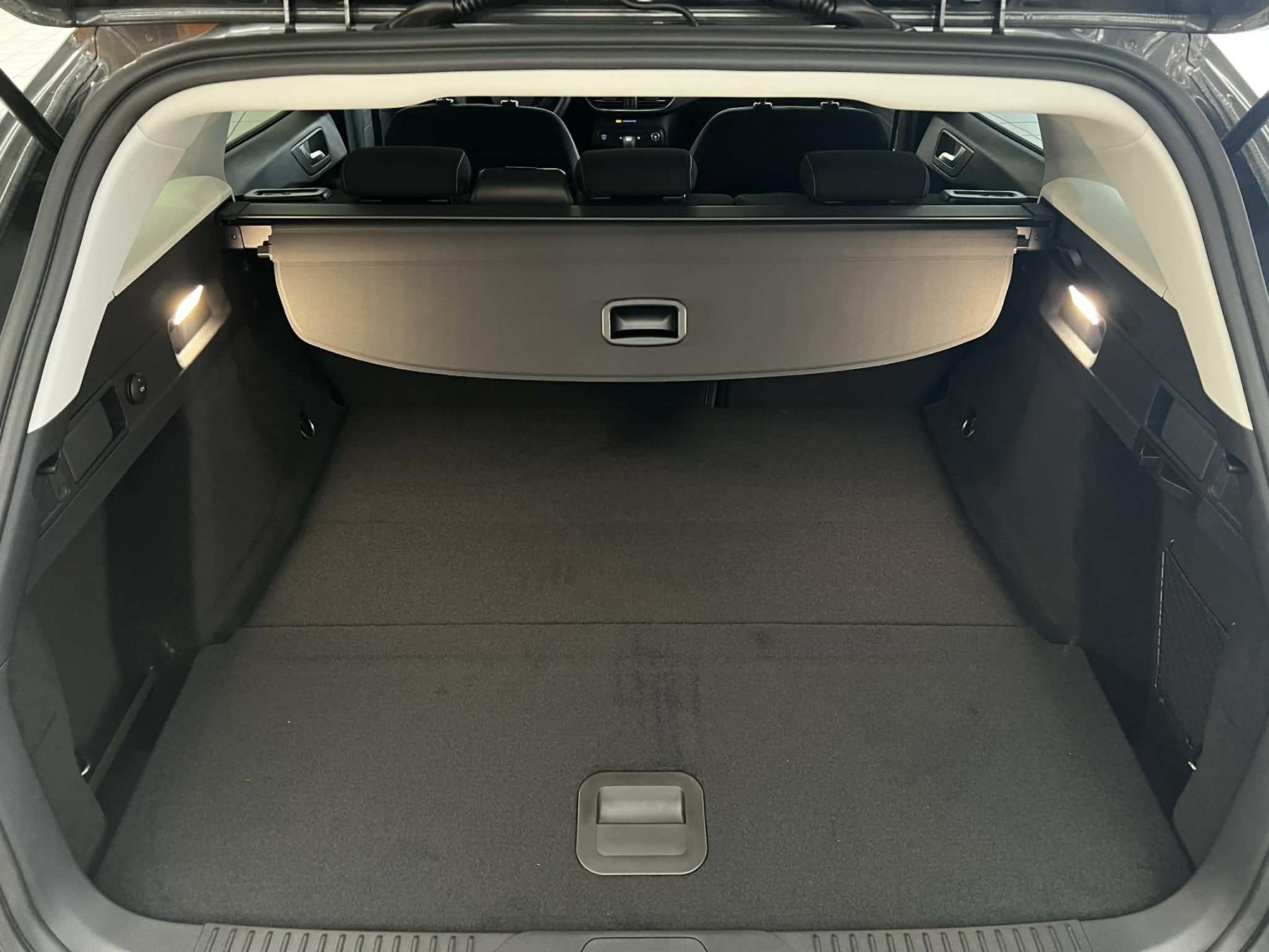 FORD Titanium Edition FORD Titanium Edition