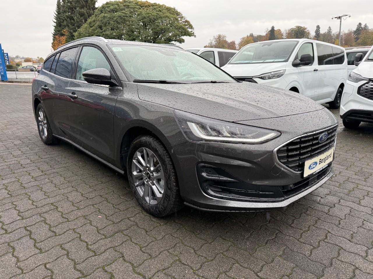 FORD TITANIUM Turnier 1.0l 155PS MHEV Automatik FORD TITANIUM Turnier 1.0l 155PS MHEV Automatik