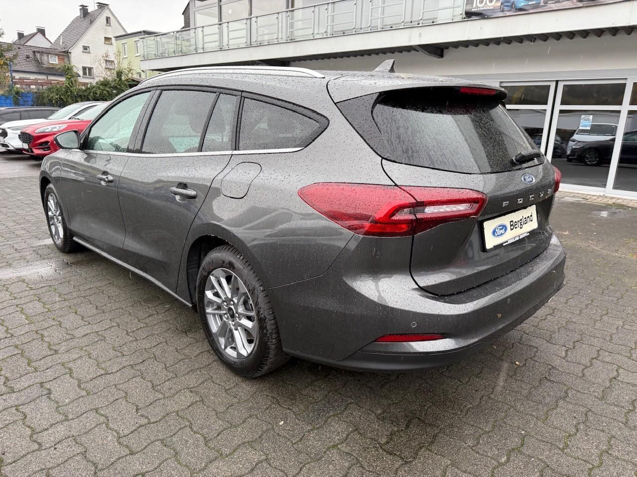 FORD TITANIUM Turnier 1.0l 155PS MHEV Automatik FORD TITANIUM Turnier 1.0l 155PS MHEV Automatik