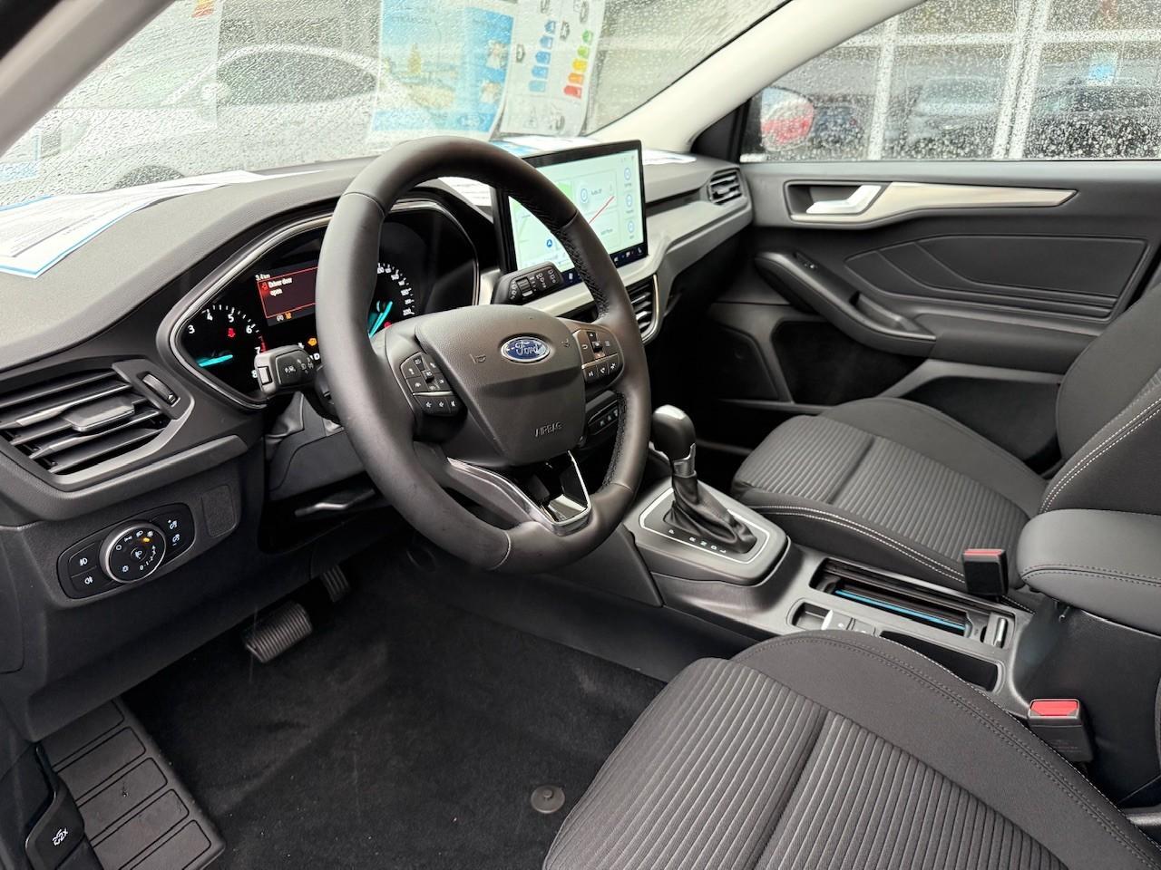 FORD TITANIUM Turnier 1.0l 155PS MHEV Automatik FORD TITANIUM Turnier 1.0l 155PS MHEV Automatik