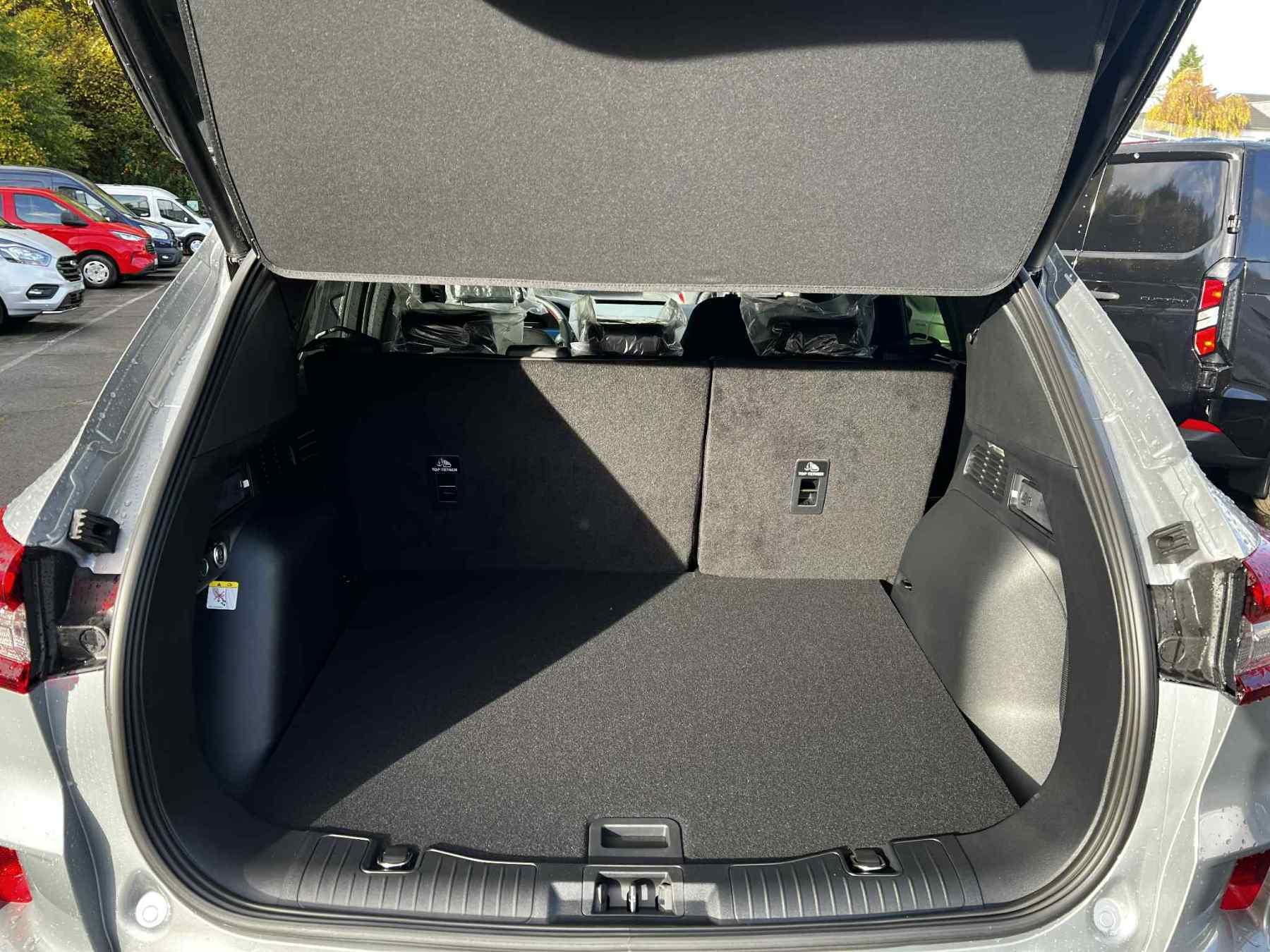 FORD ST-Line X FORD ST-Line X