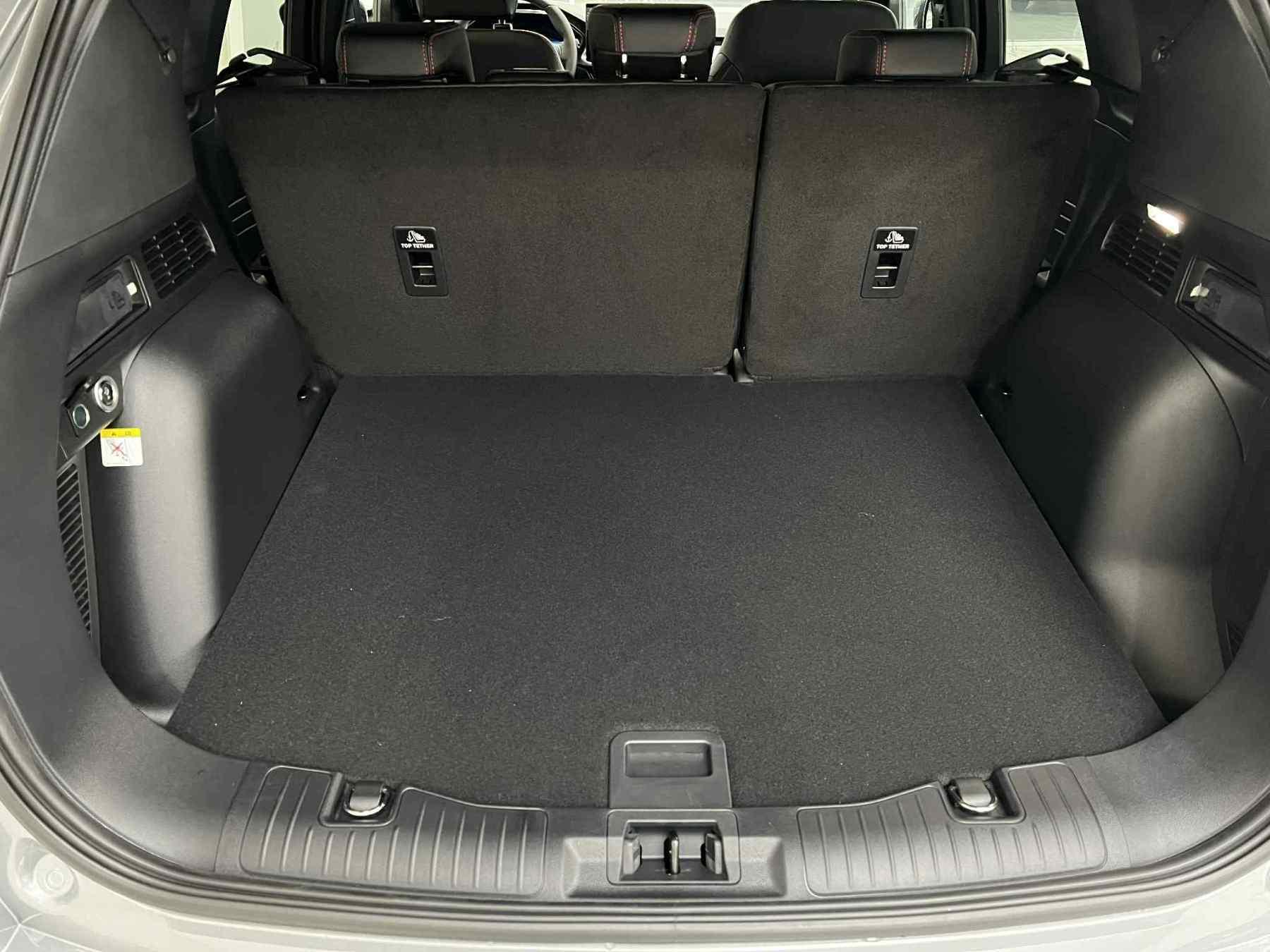 FORD ST-Line X FORD ST-Line X