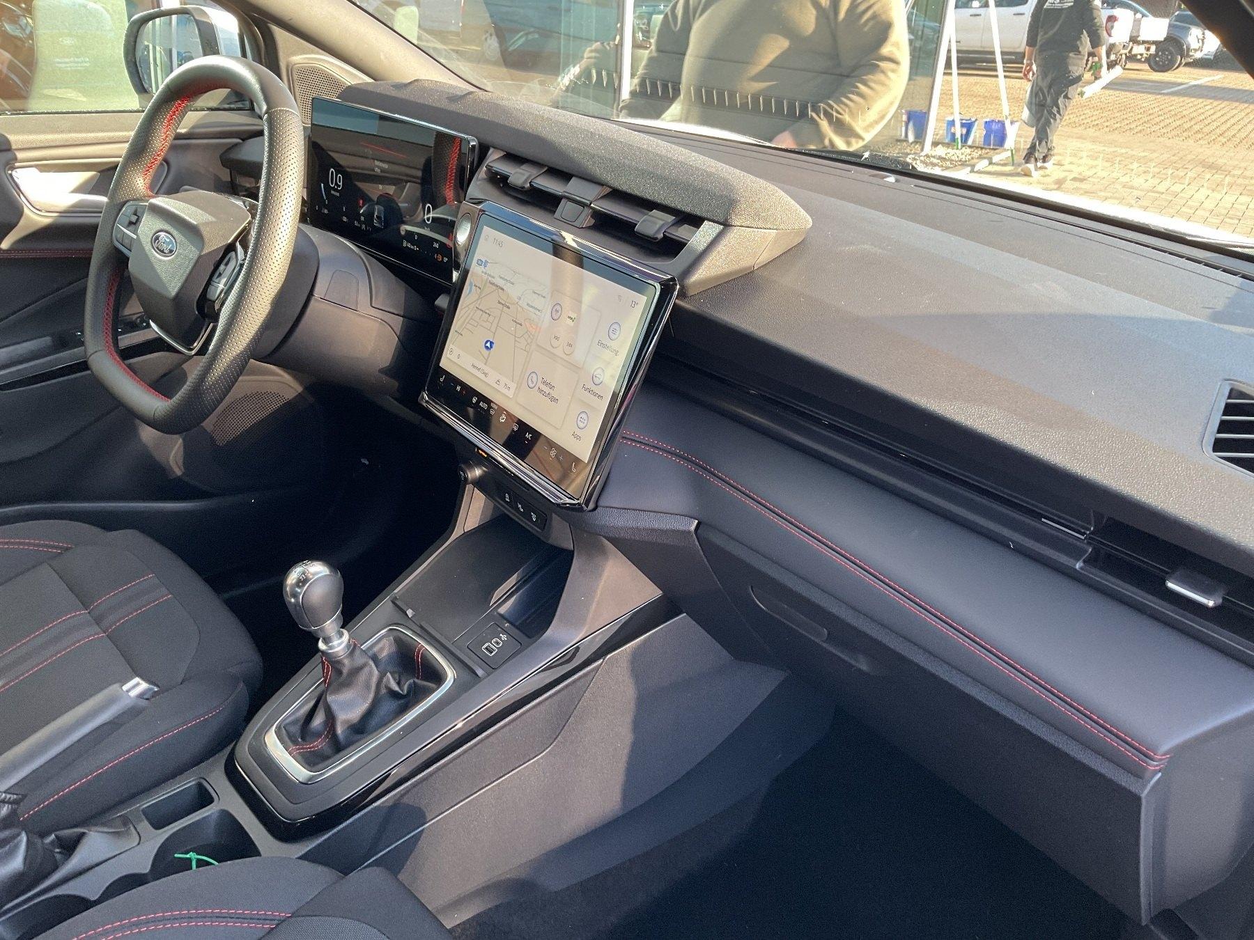 FORD ST-LINE *Fahrer-Assistenz-Paket FORD ST-LINE *Fahrer-Assistenz-Paket