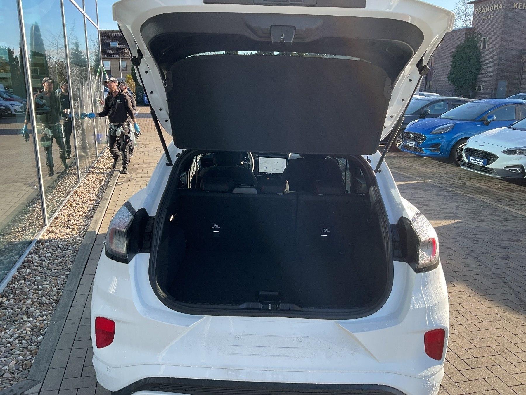 FORD ST-LINE *Fahrer-Assistenz-Paket FORD ST-LINE *Fahrer-Assistenz-Paket