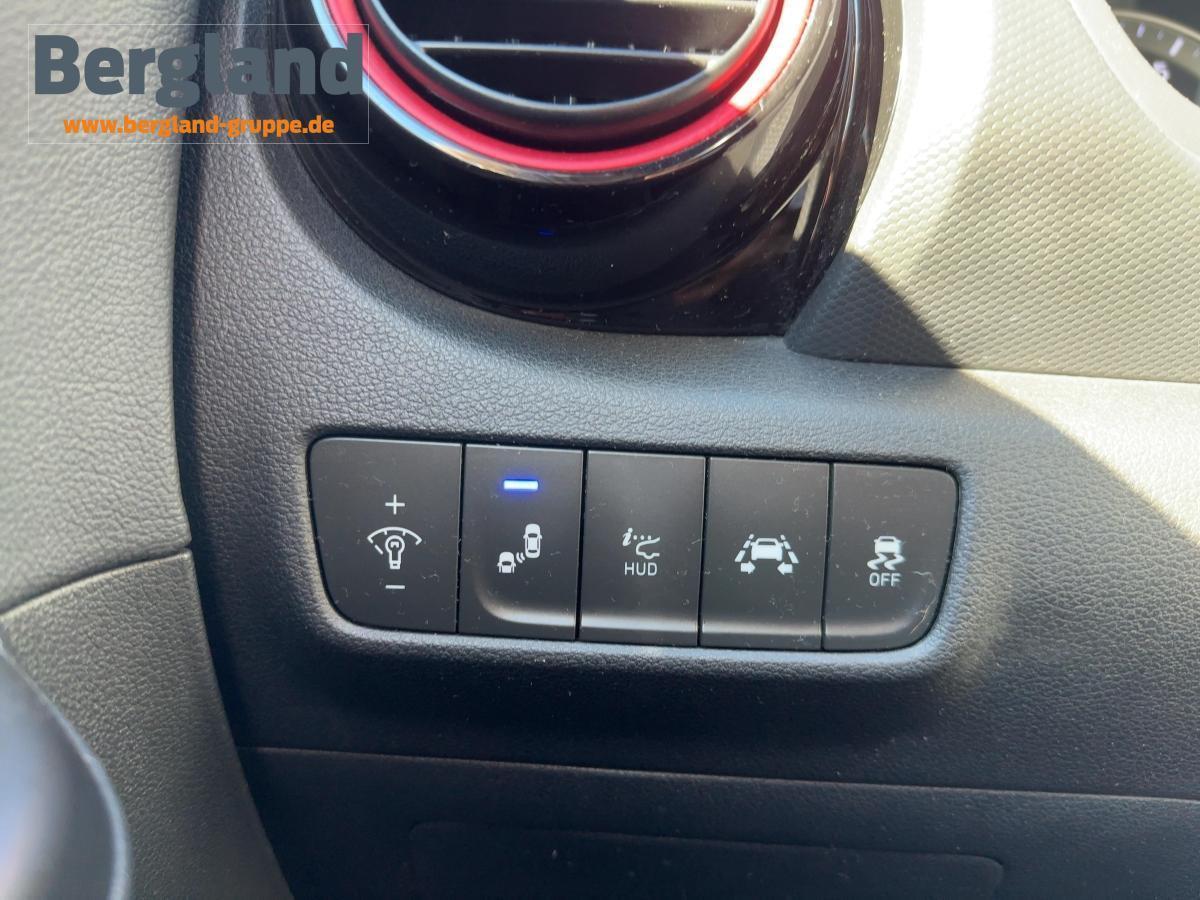 HYUNDAI Kona HYUNDAI Kona