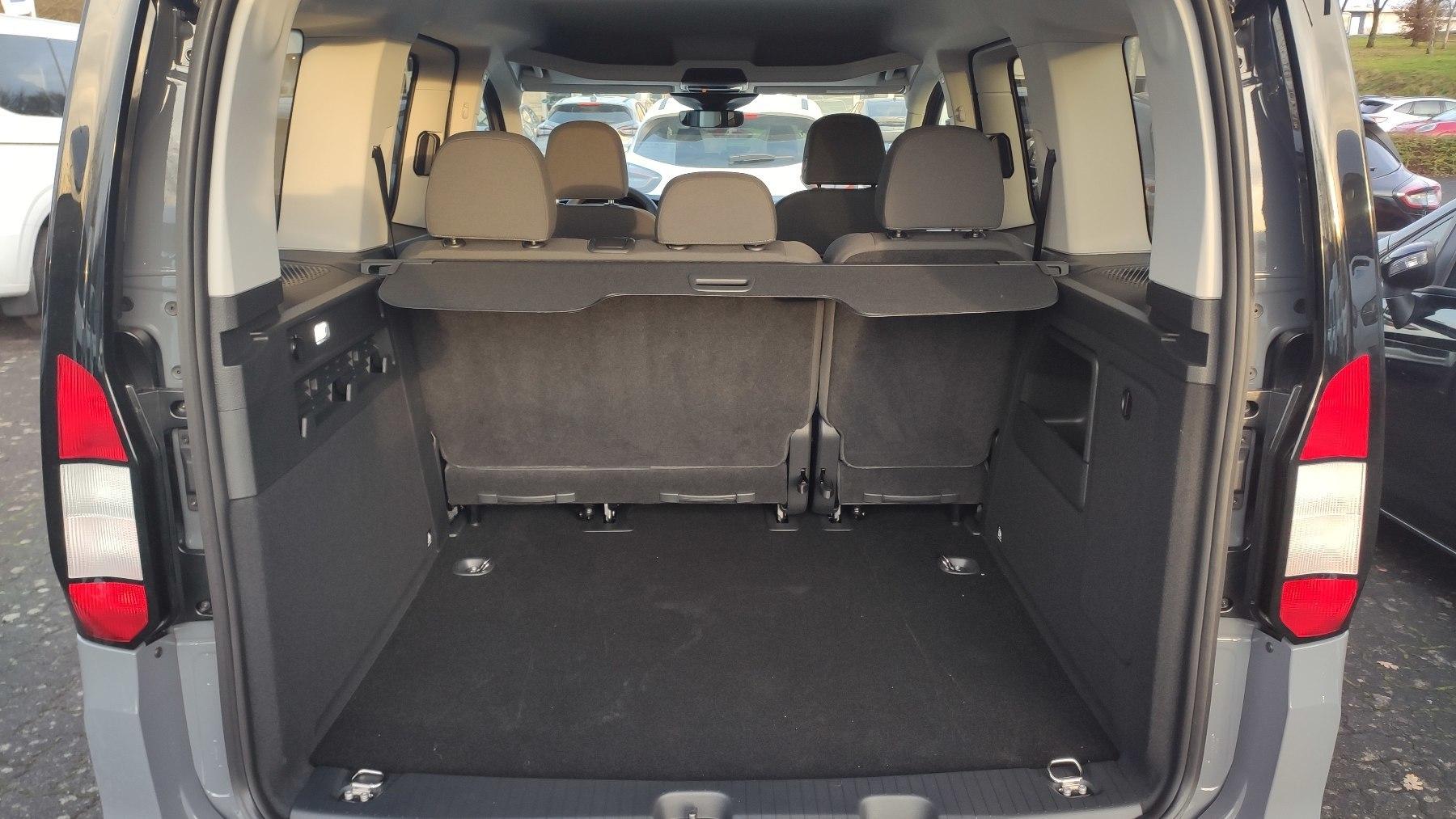 FORD TITANIUM 115PS DC7 FWD FORD TITANIUM 115PS DC7 FWD