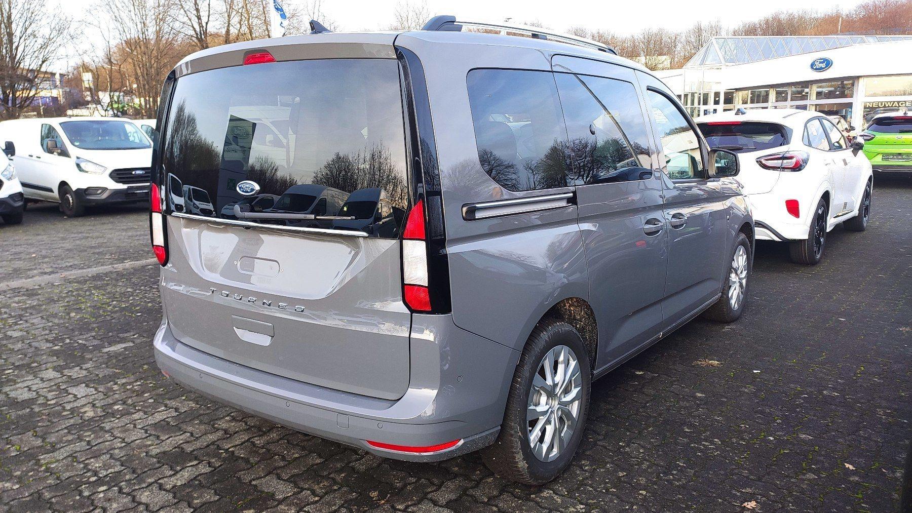 FORD TITANIUM 115PS DC7 FWD FORD TITANIUM 115PS DC7 FWD