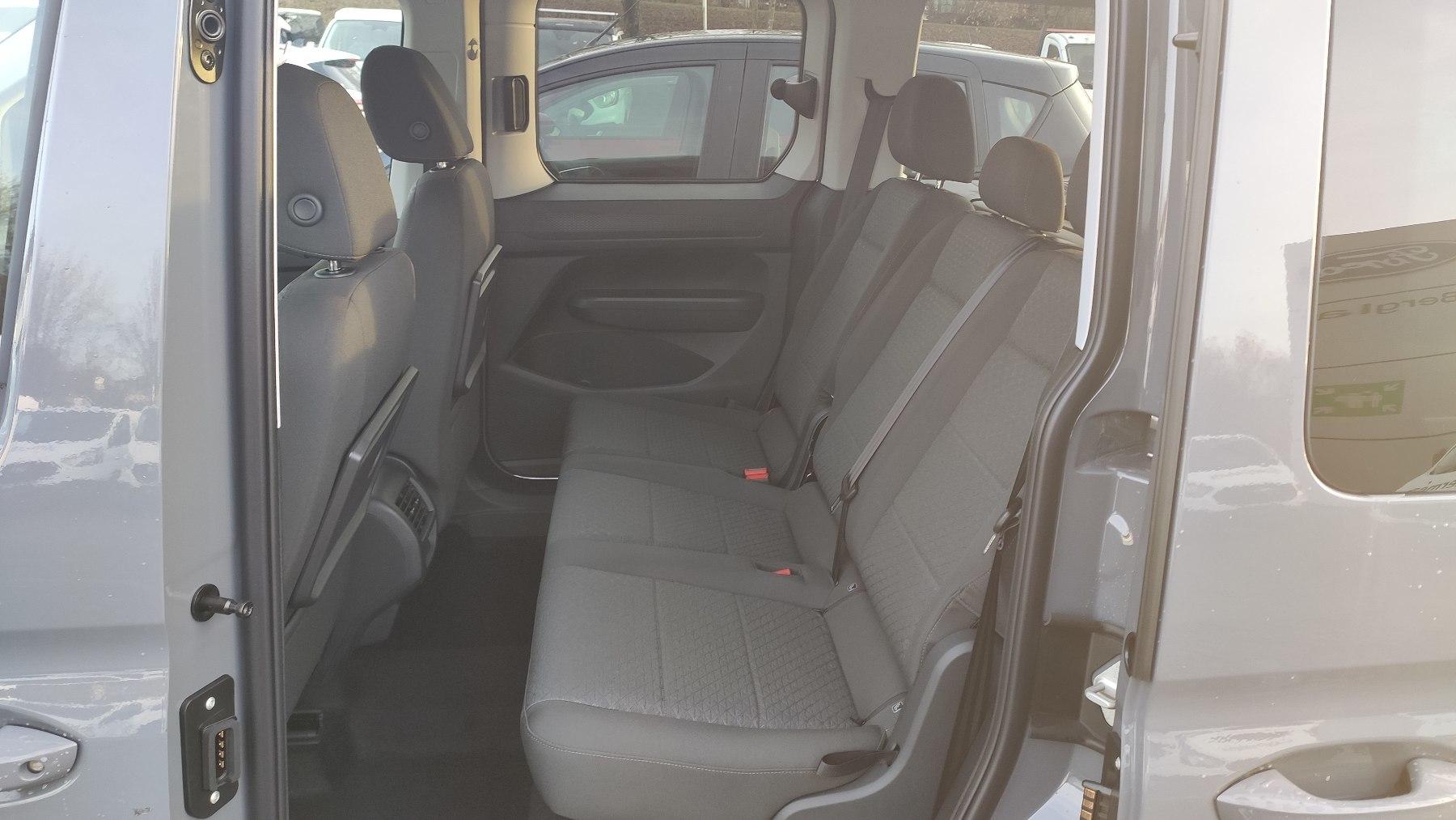 FORD TITANIUM 115PS DC7 FWD FORD TITANIUM 115PS DC7 FWD