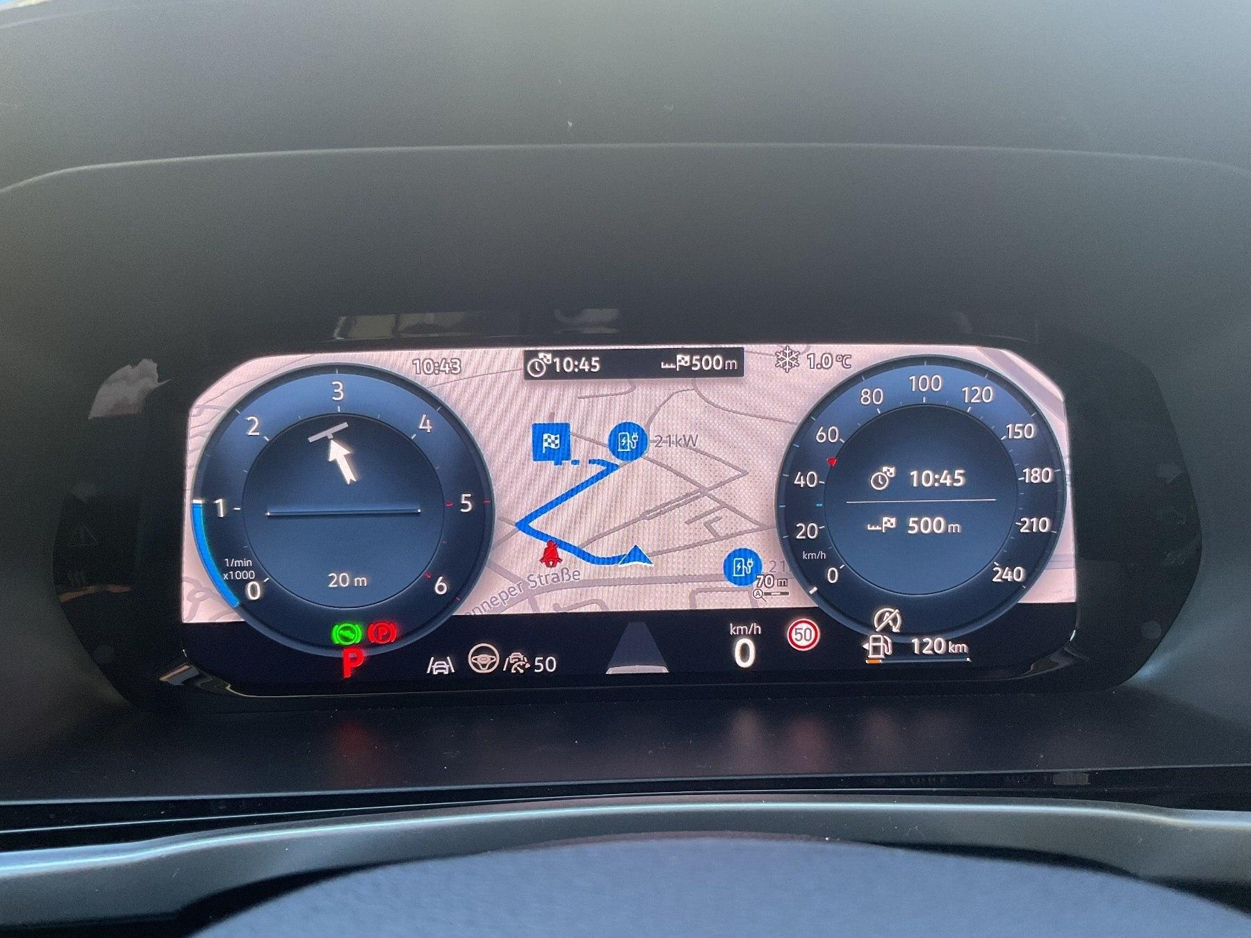 FORD Active L1 *iACC*AHK*LED*NAVI*PDC*RFK*GJR FORD Active L1 *iACC*AHK*LED*NAVI*PDC*RFK*GJR