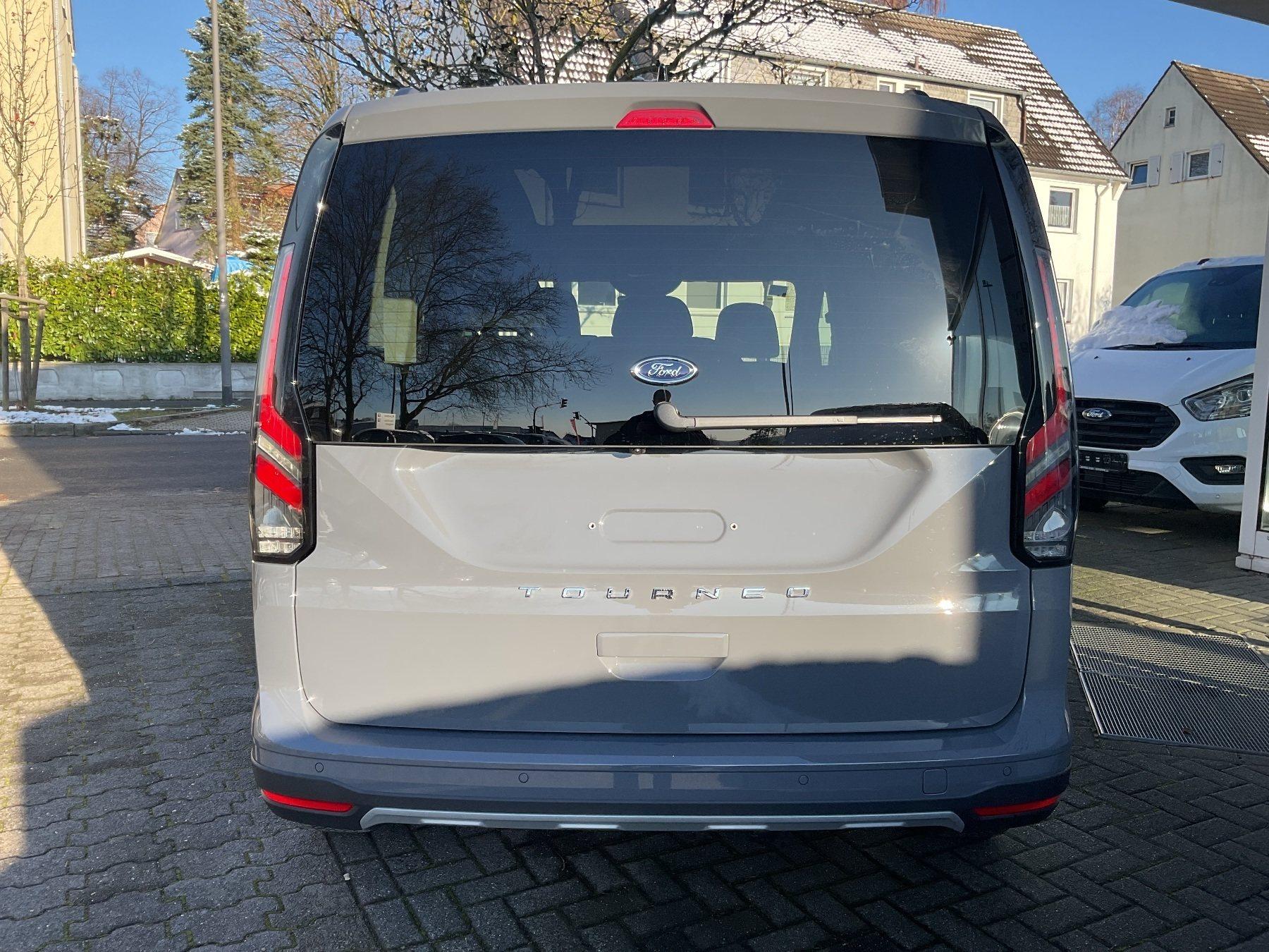 FORD Active L1 *iACC*AHK*LED*NAVI*PDC*RFK*GJR FORD Active L1 *iACC*AHK*LED*NAVI*PDC*RFK*GJR