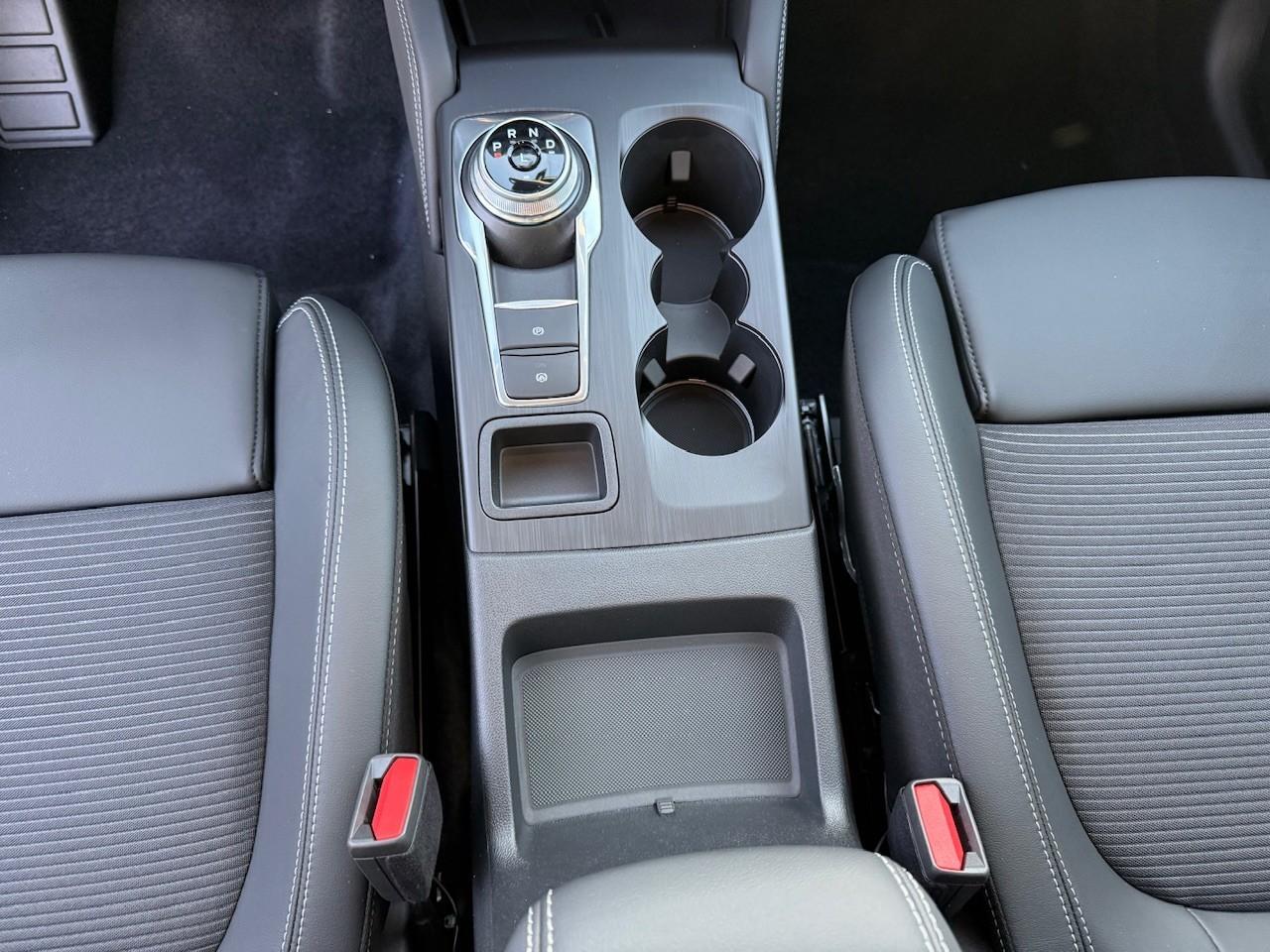 FORD SOUND EDITION 2.5L HEV 180PS Automatik FORD SOUND EDITION 2.5L HEV 180PS Automatik