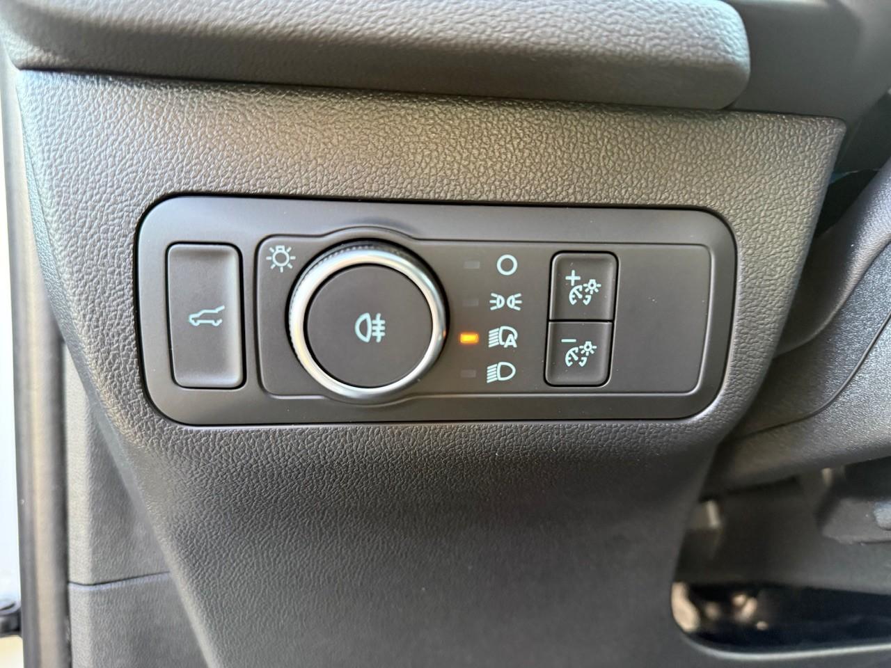 FORD SOUND EDITION 2.5L HEV 180PS Automatik FORD SOUND EDITION 2.5L HEV 180PS Automatik