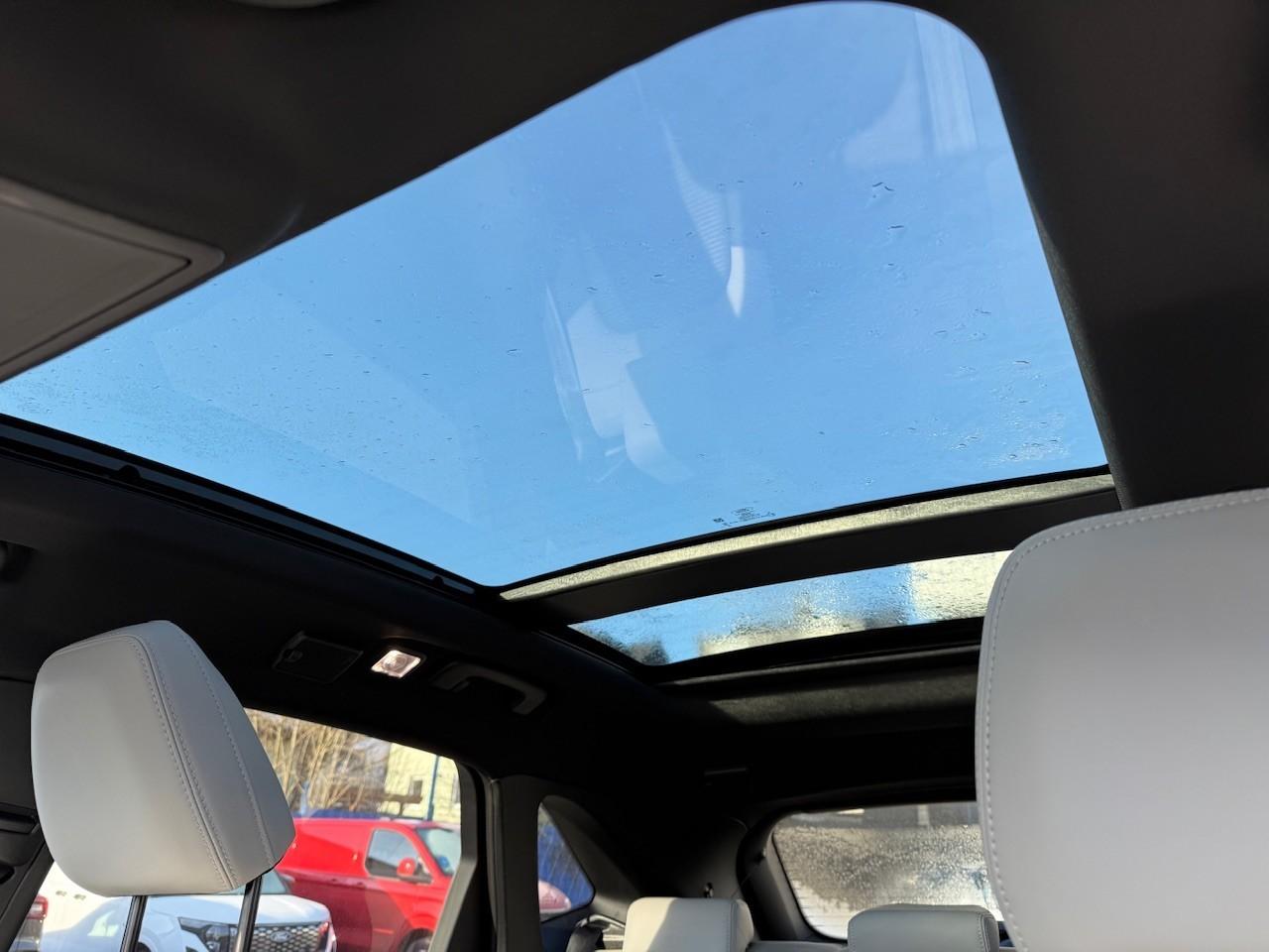 FORD SOUND EDITION 2.5L HEV 180PS Automatik FORD SOUND EDITION 2.5L HEV 180PS Automatik