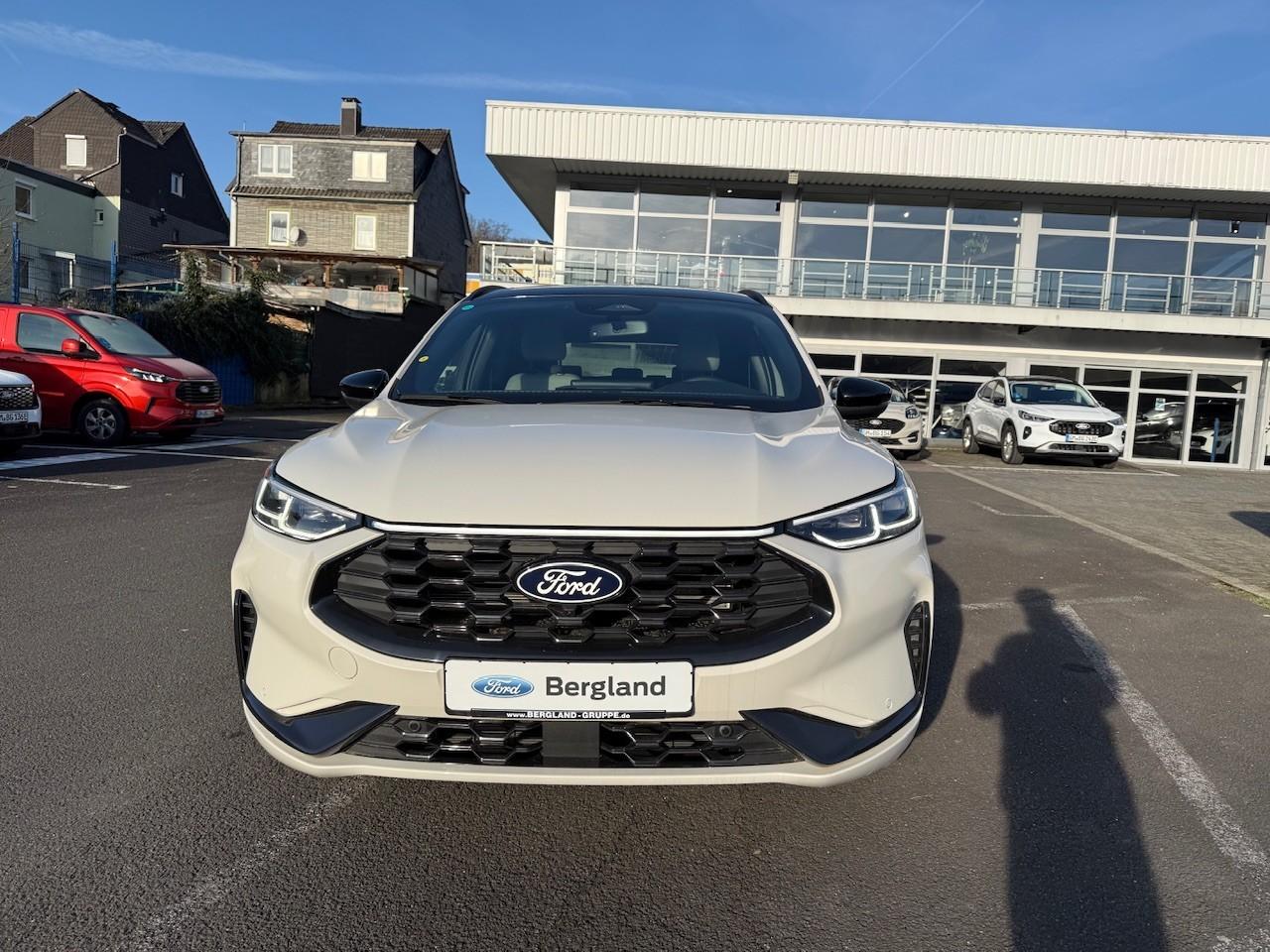 FORD SOUND EDITION 2.5L HEV 180PS Automatik FORD SOUND EDITION 2.5L HEV 180PS Automatik