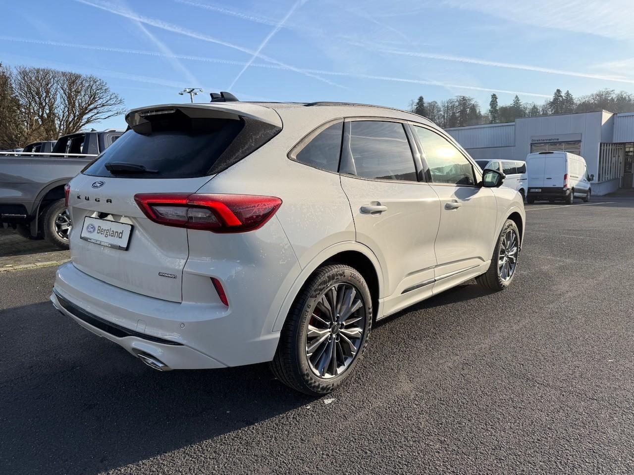 FORD SOUND EDITION 2.5L HEV 180PS Automatik FORD SOUND EDITION 2.5L HEV 180PS Automatik