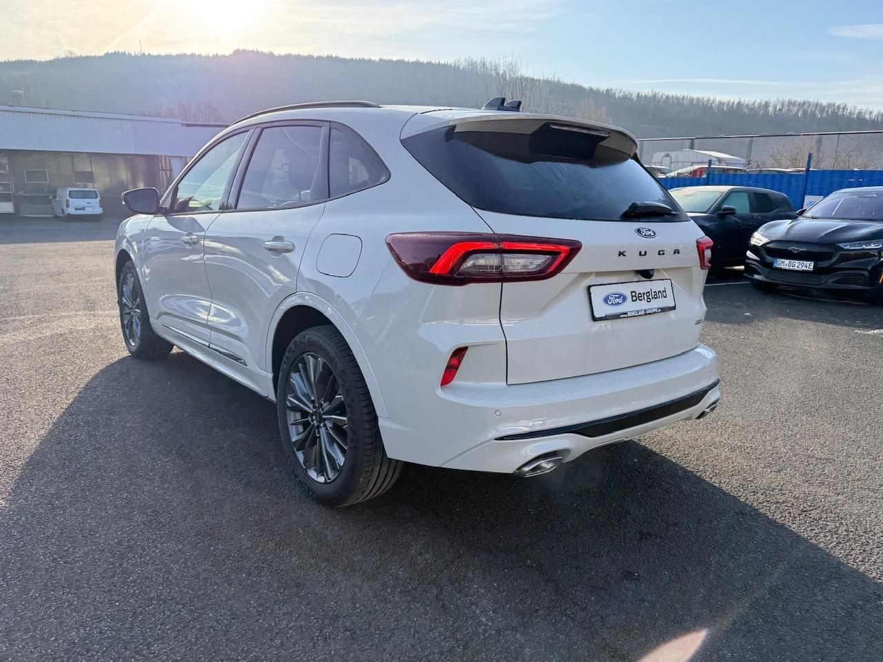 FORD SOUND EDITION 2.5L HEV 180PS Automatik FORD SOUND EDITION 2.5L HEV 180PS Automatik