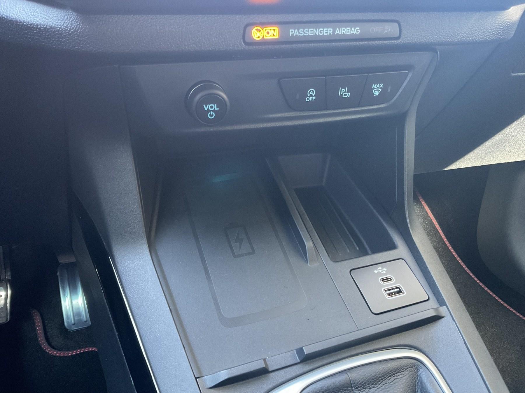 FORD ST-Line X MHEV *LED*iACC*AHK*B&O*PDC*SHZ*Ke FORD ST-Line X MHEV *LED*iACC*AHK*B&O*PDC*SHZ*Ke