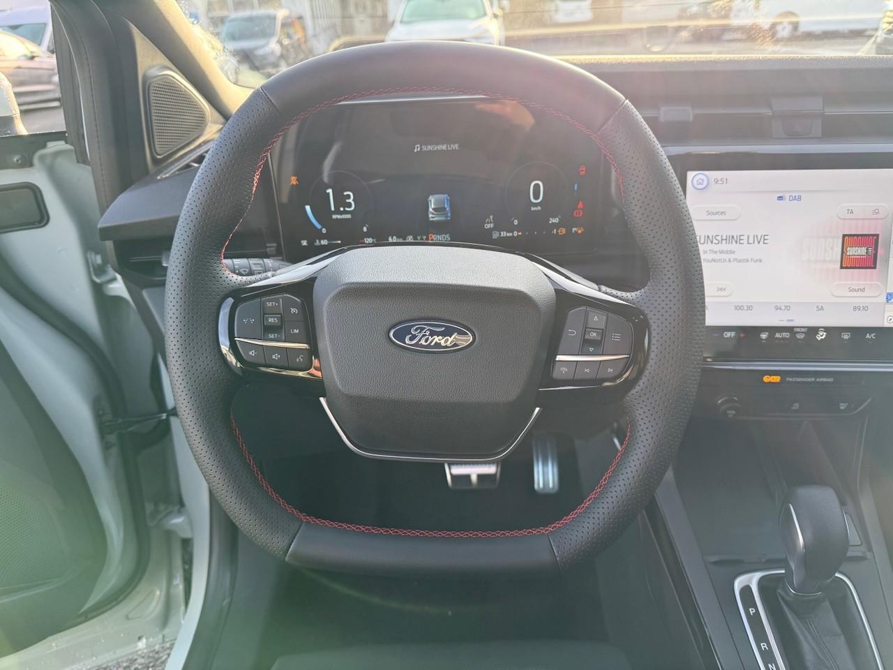 FORD ST-LINE 1.0T 125PS MHEV Automatik FORD ST-LINE 1.0T 125PS MHEV Automatik