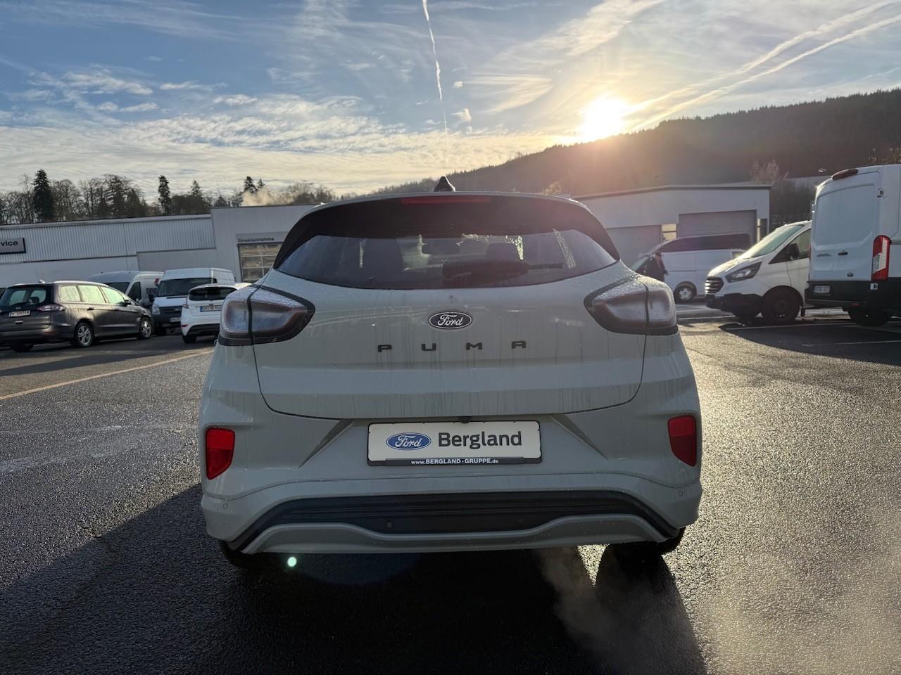 FORD ST-LINE 1.0T 125PS MHEV Automatik FORD ST-LINE 1.0T 125PS MHEV Automatik