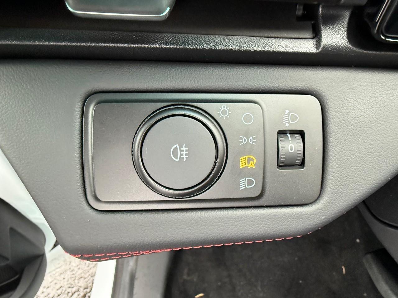 FORD ST-LINE 1.0T 125PS MHEV Automatik FORD ST-LINE 1.0T 125PS MHEV Automatik