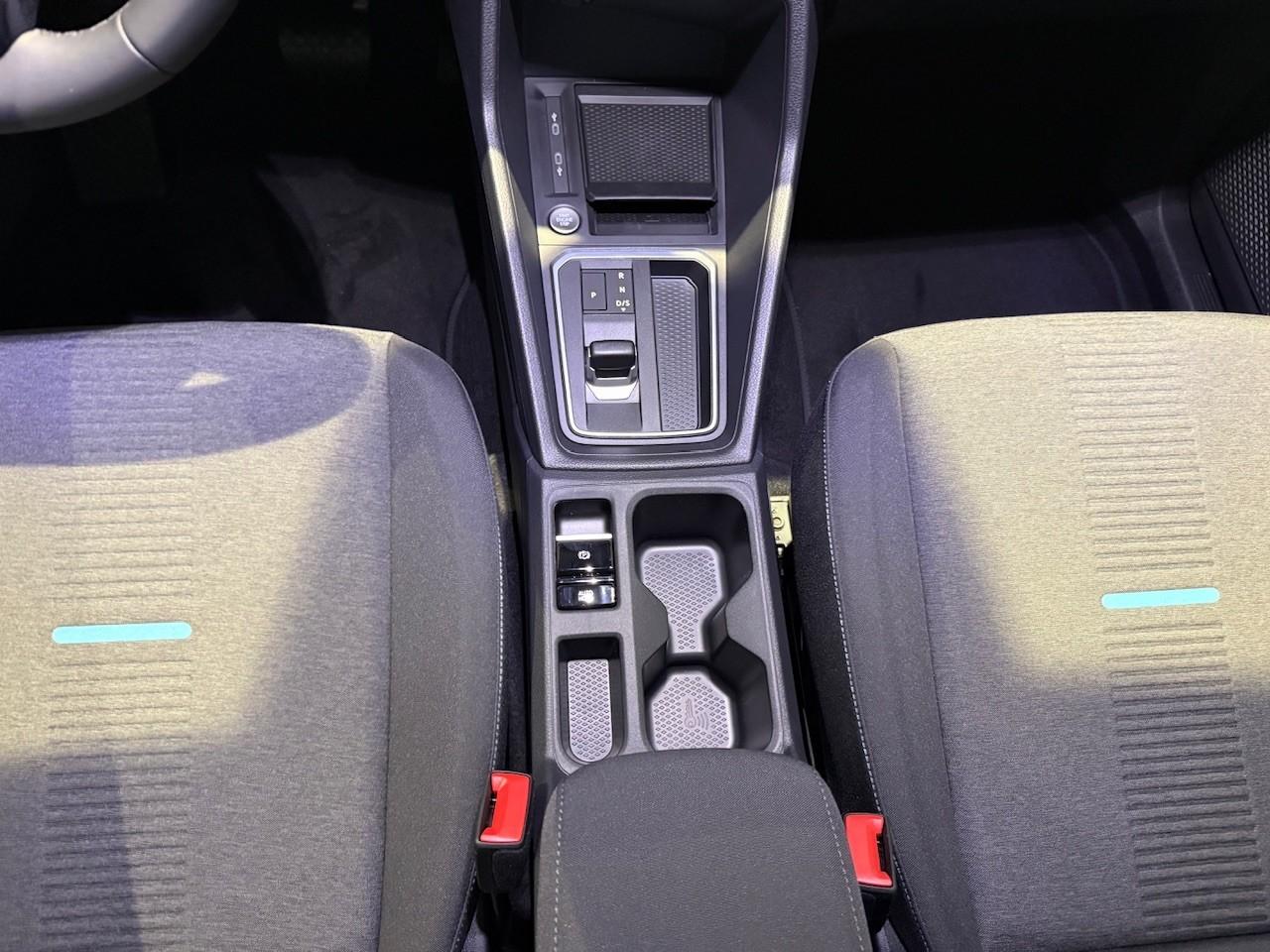 FORD ACTIVE 150PS PHEV Automatik FORD ACTIVE 150PS PHEV Automatik