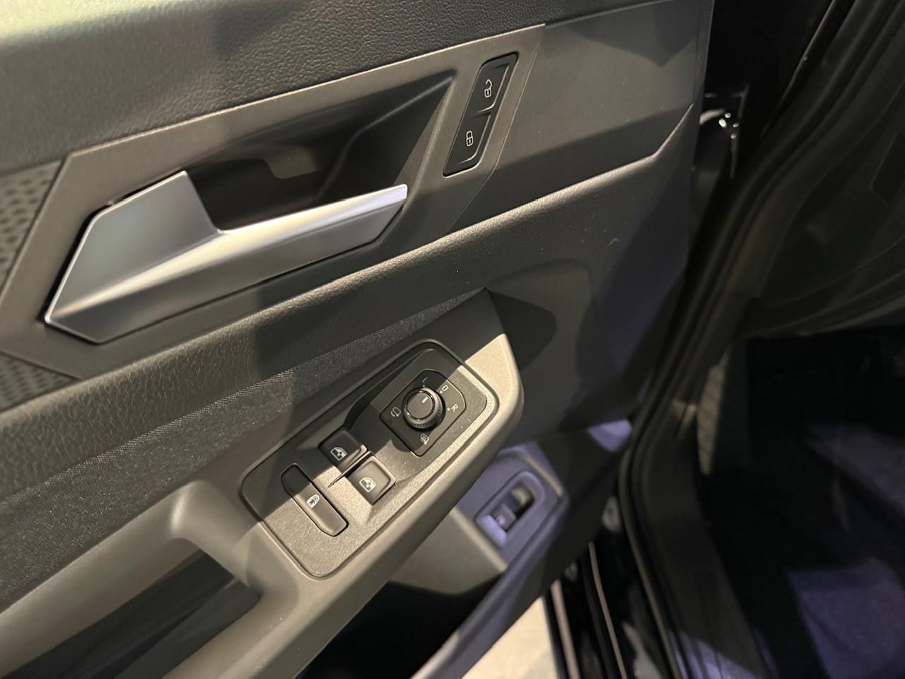 FORD ACTIVE 150PS PHEV Automatik FORD ACTIVE 150PS PHEV Automatik