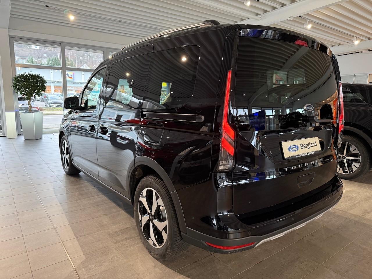 FORD ACTIVE 150PS PHEV Automatik FORD ACTIVE 150PS PHEV Automatik