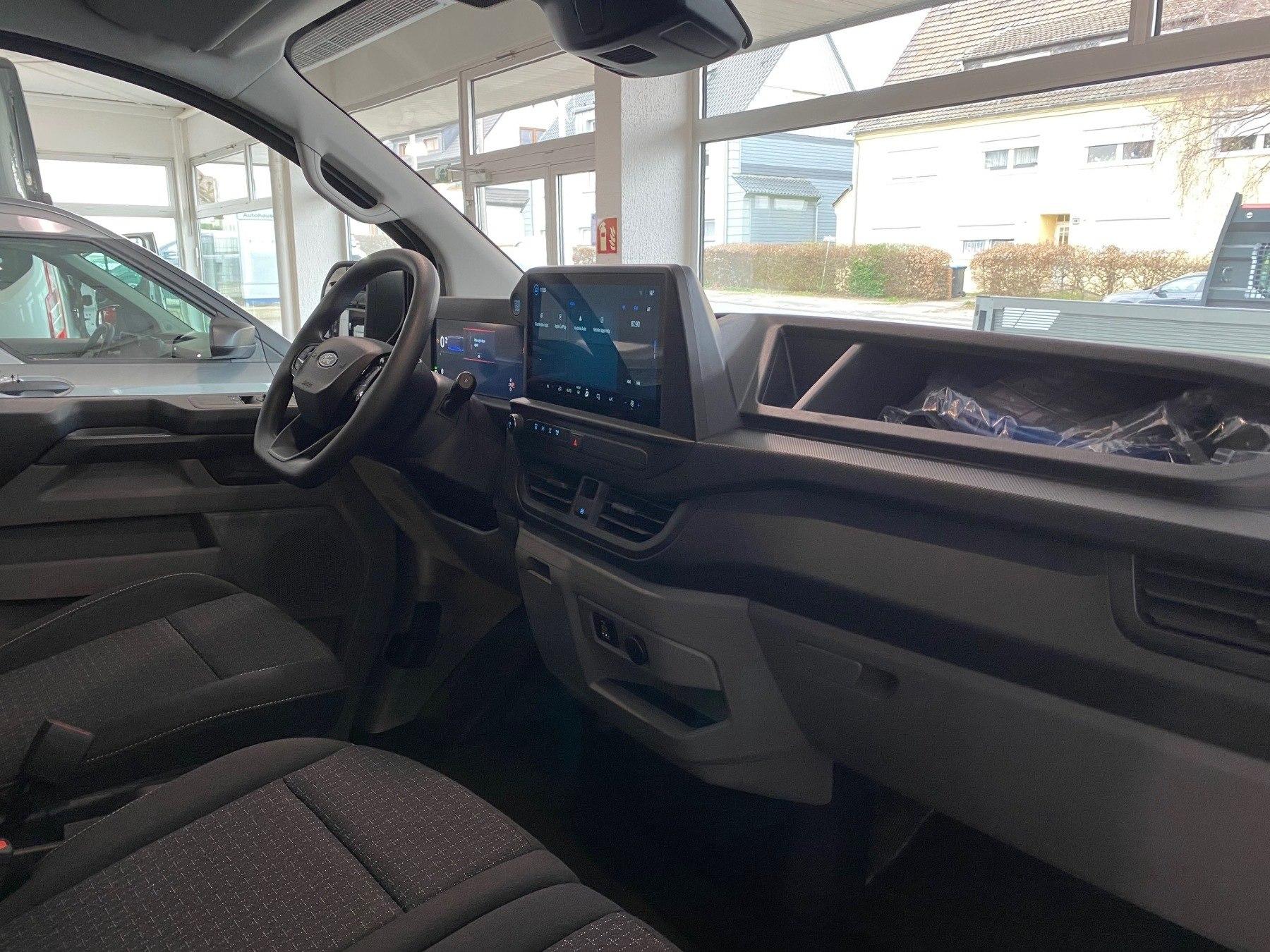 FORD 2.5 PHEV 320 L1 Trend FORD 2.5 PHEV 320 L1 Trend