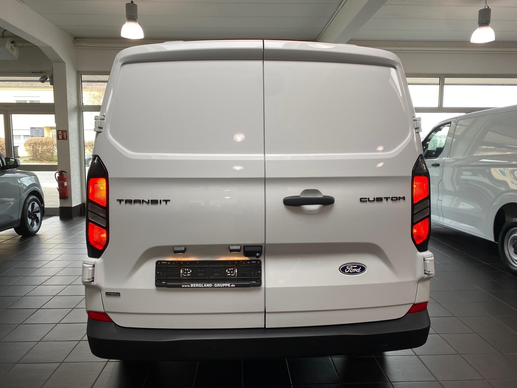 FORD 2.5 PHEV 320 L1 Trend FORD 2.5 PHEV 320 L1 Trend