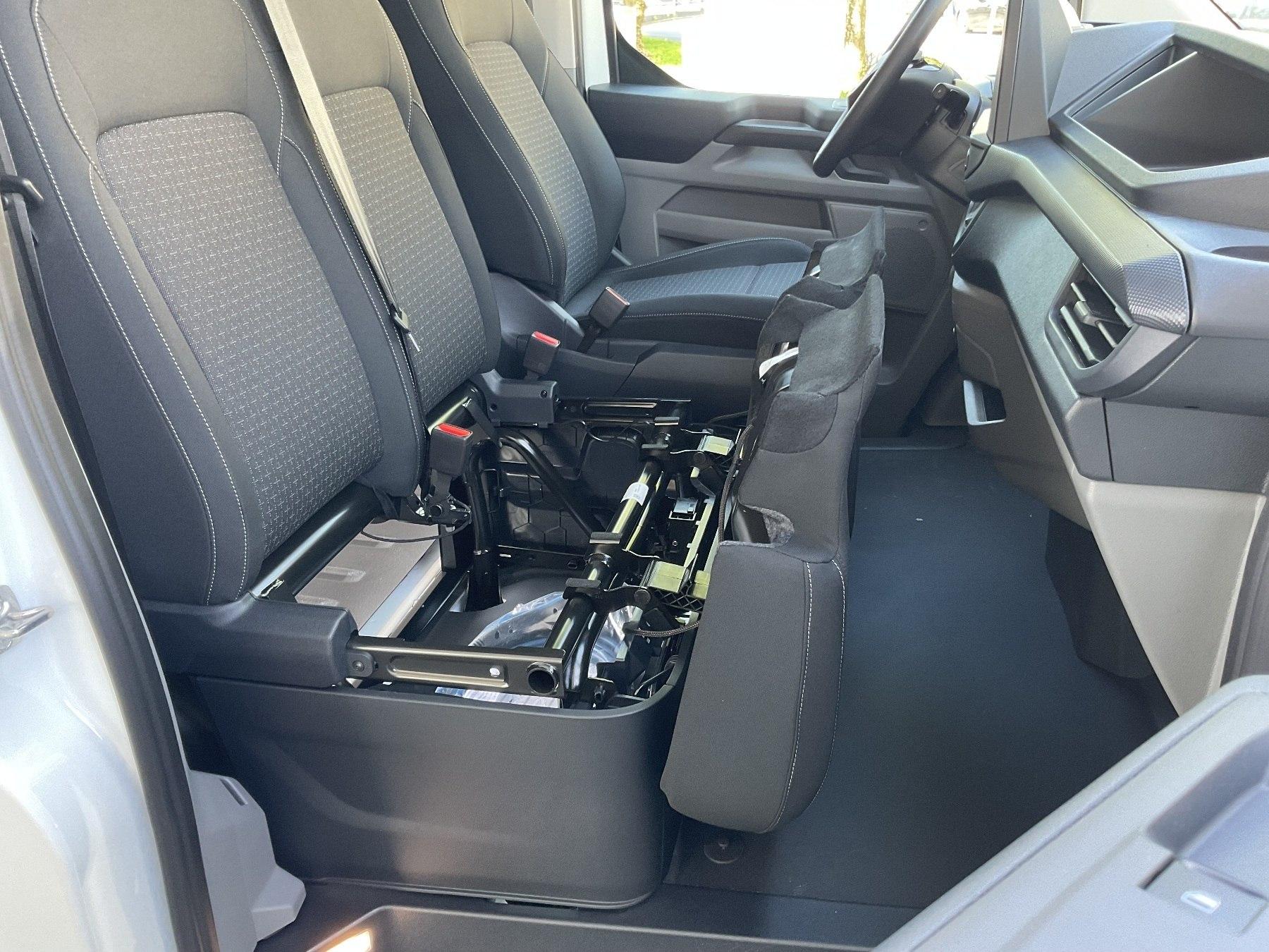 FORD PHEV Trend 320L1 *LED*GRA* FORD PHEV Trend 320L1 *LED*GRA*