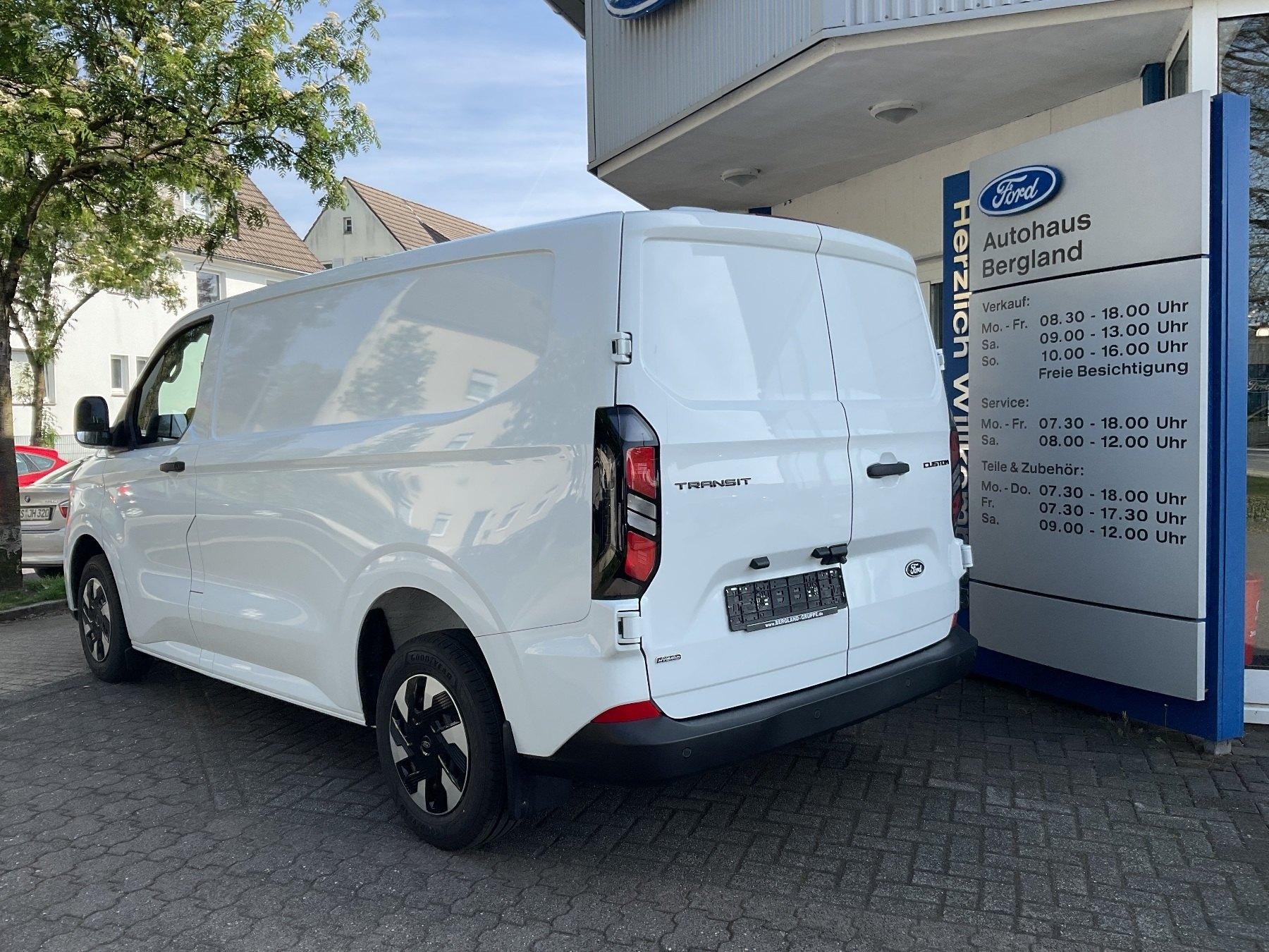 FORD PHEV Trend 320L1 *LED*GRA* FORD PHEV Trend 320L1 *LED*GRA*