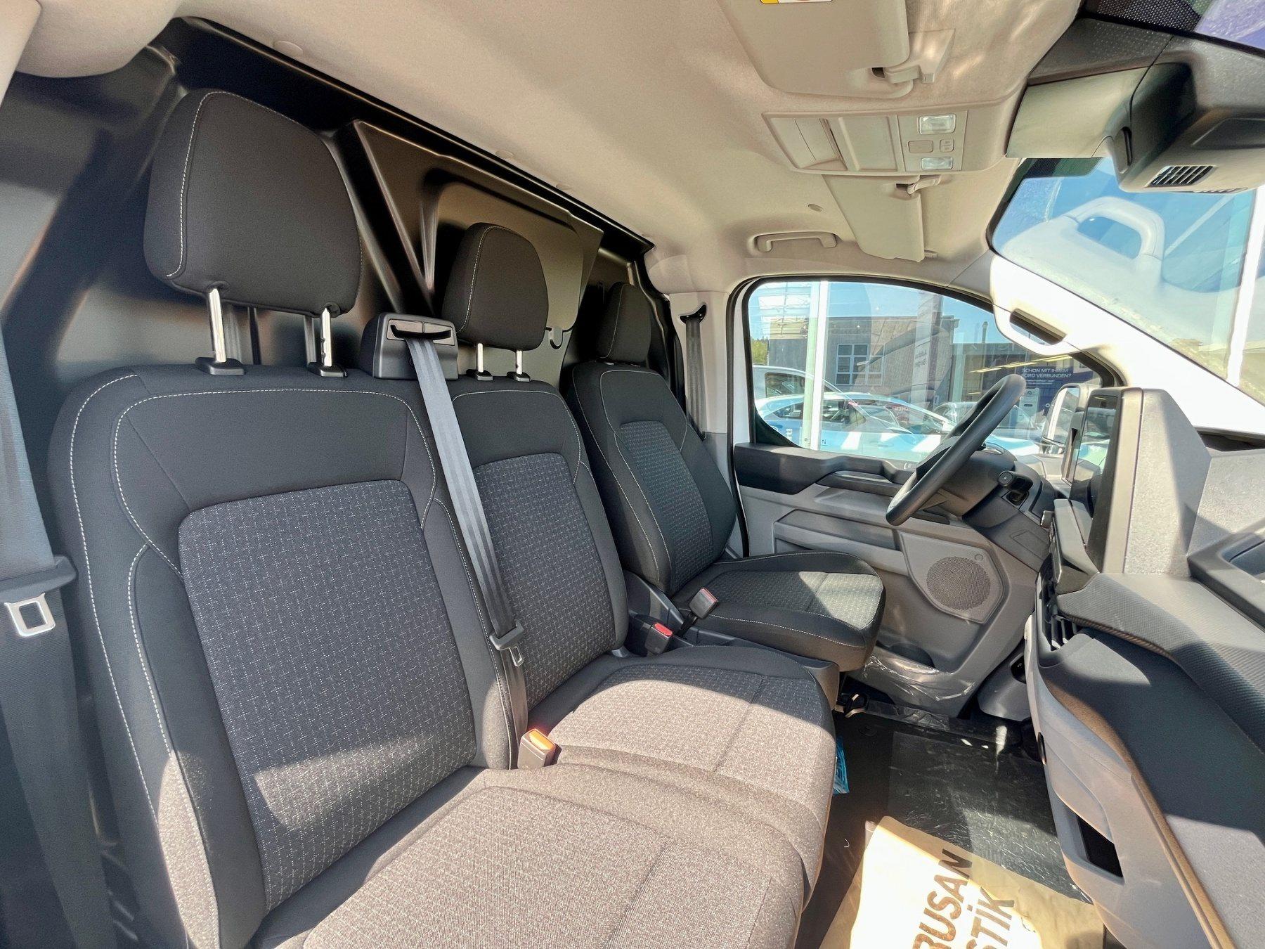 FORD PHEV TREND 320L1 *Laderaumschutz FORD PHEV TREND 320L1 *Laderaumschutz