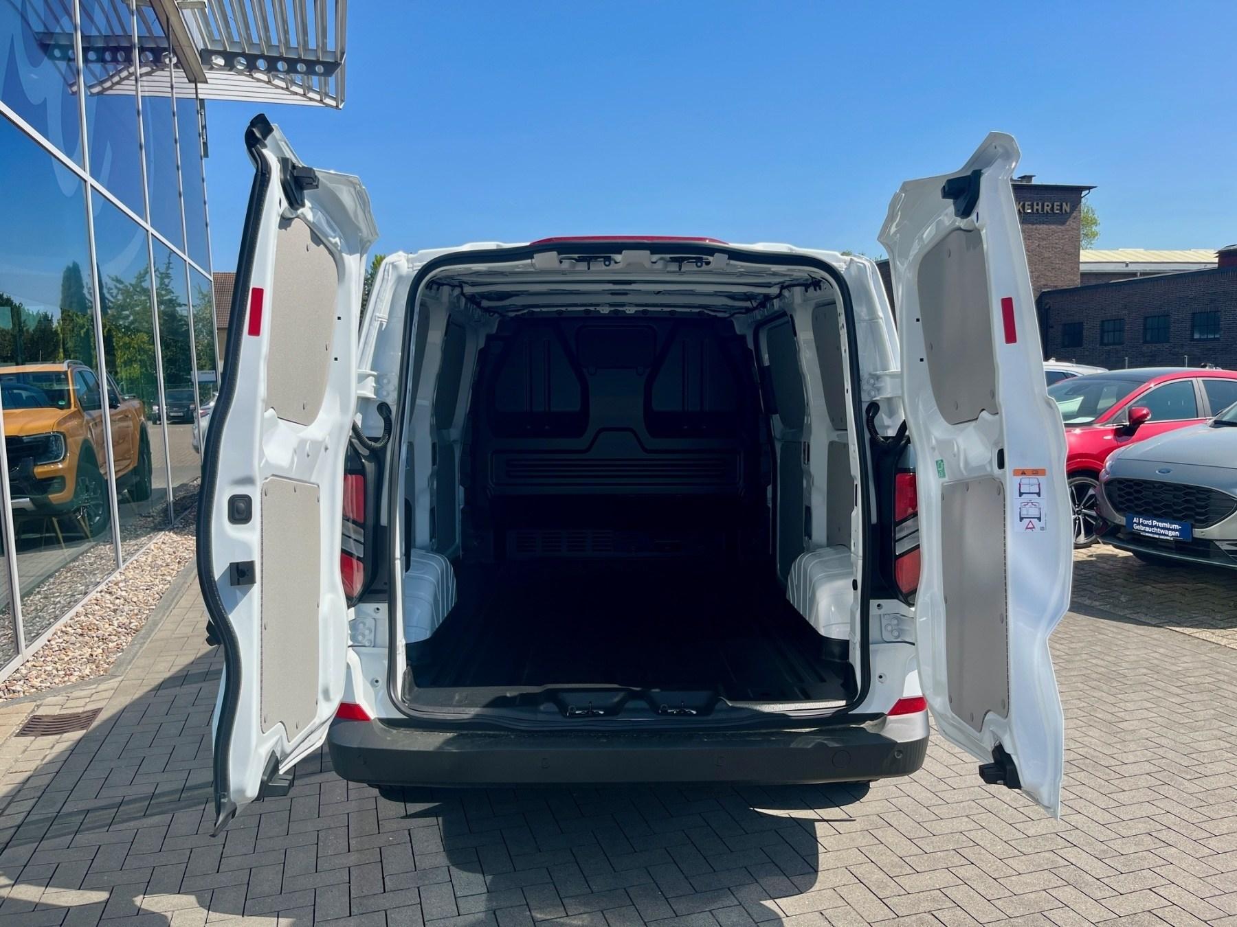 FORD PHEV TREND 320L1 *Laderaumschutz FORD PHEV TREND 320L1 *Laderaumschutz