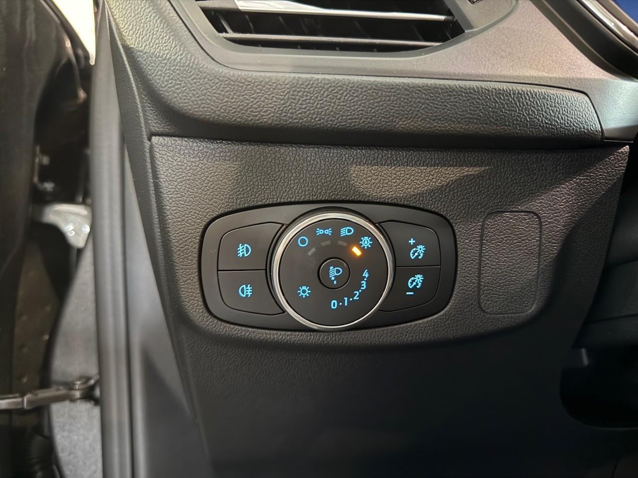 FORD TITANUM X Turnier 155PS MHEV Automatik FORD TITANUM X Turnier 155PS MHEV Automatik