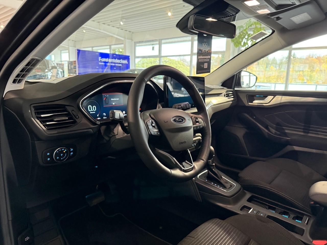 FORD TITANUM X Turnier 155PS MHEV Automatik FORD TITANUM X Turnier 155PS MHEV Automatik