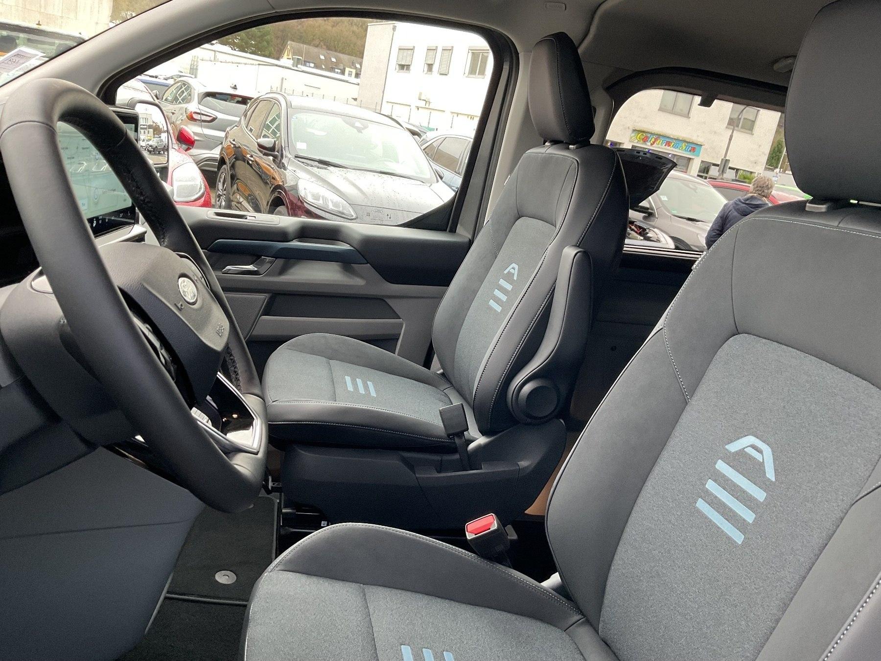 FORD 320 L1 170PS Active AWD AUTOMATIK FORD 320 L1 170PS Active AWD AUTOMATIK